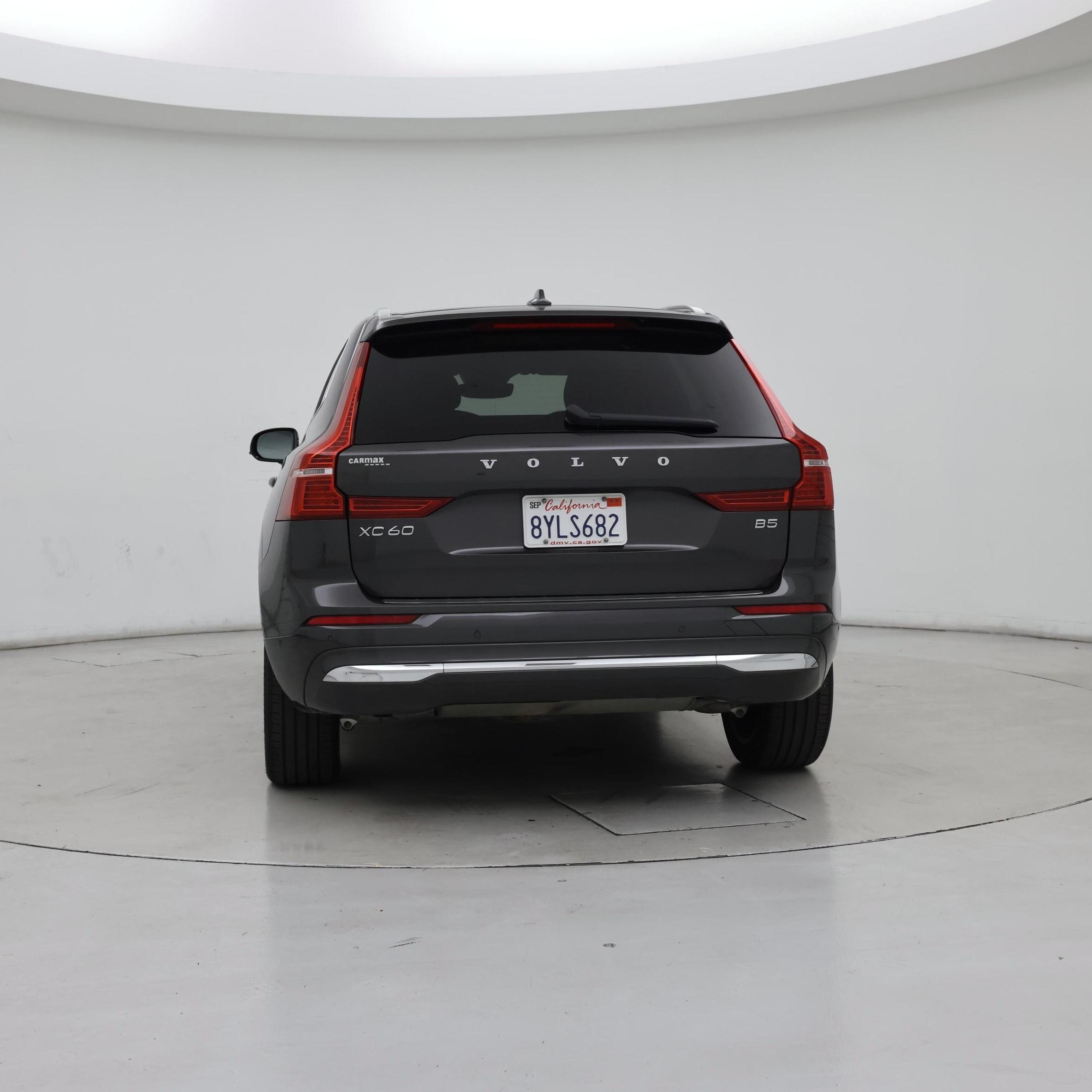Thumbnail: 2022 Volvo XC60 - 6