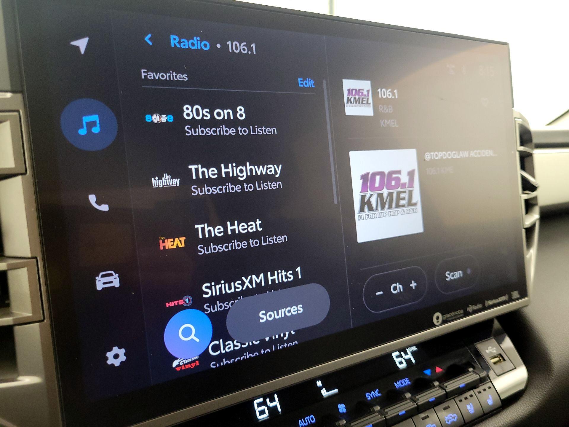 Thumbnail: 2023 Toyota Tundra - 15