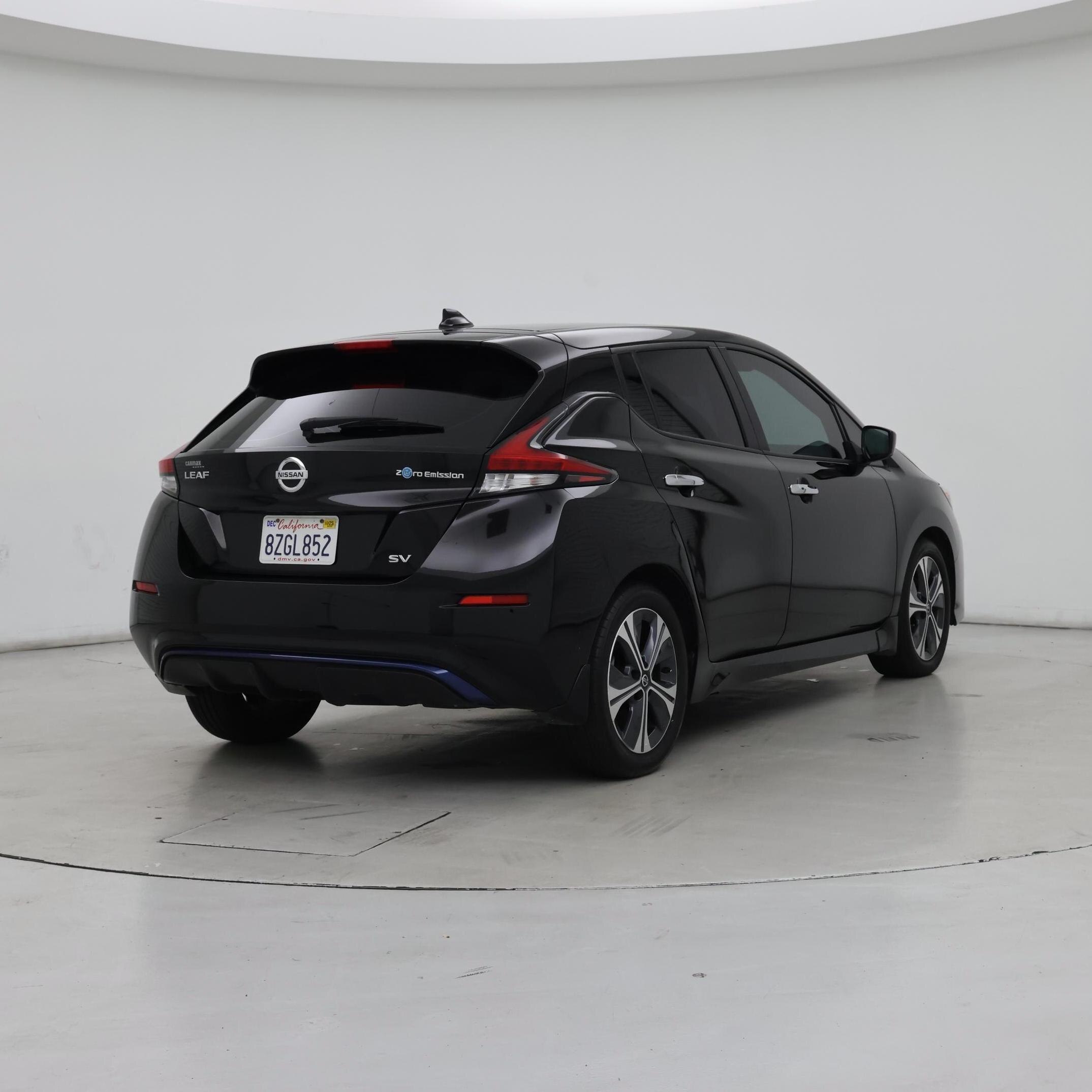 Thumbnail: 2022 Nissan Leaf - 8