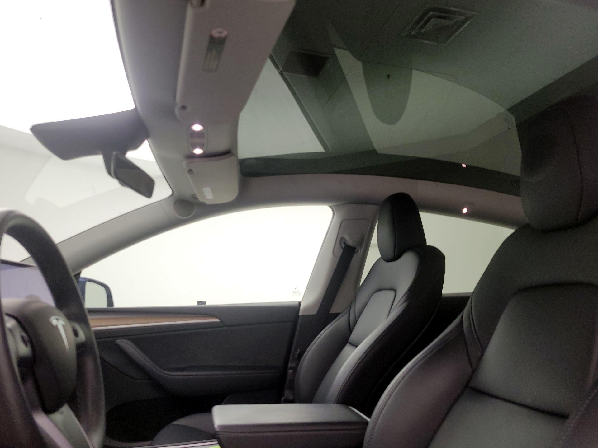 Thumbnail: 2023 Tesla Model Y - 18