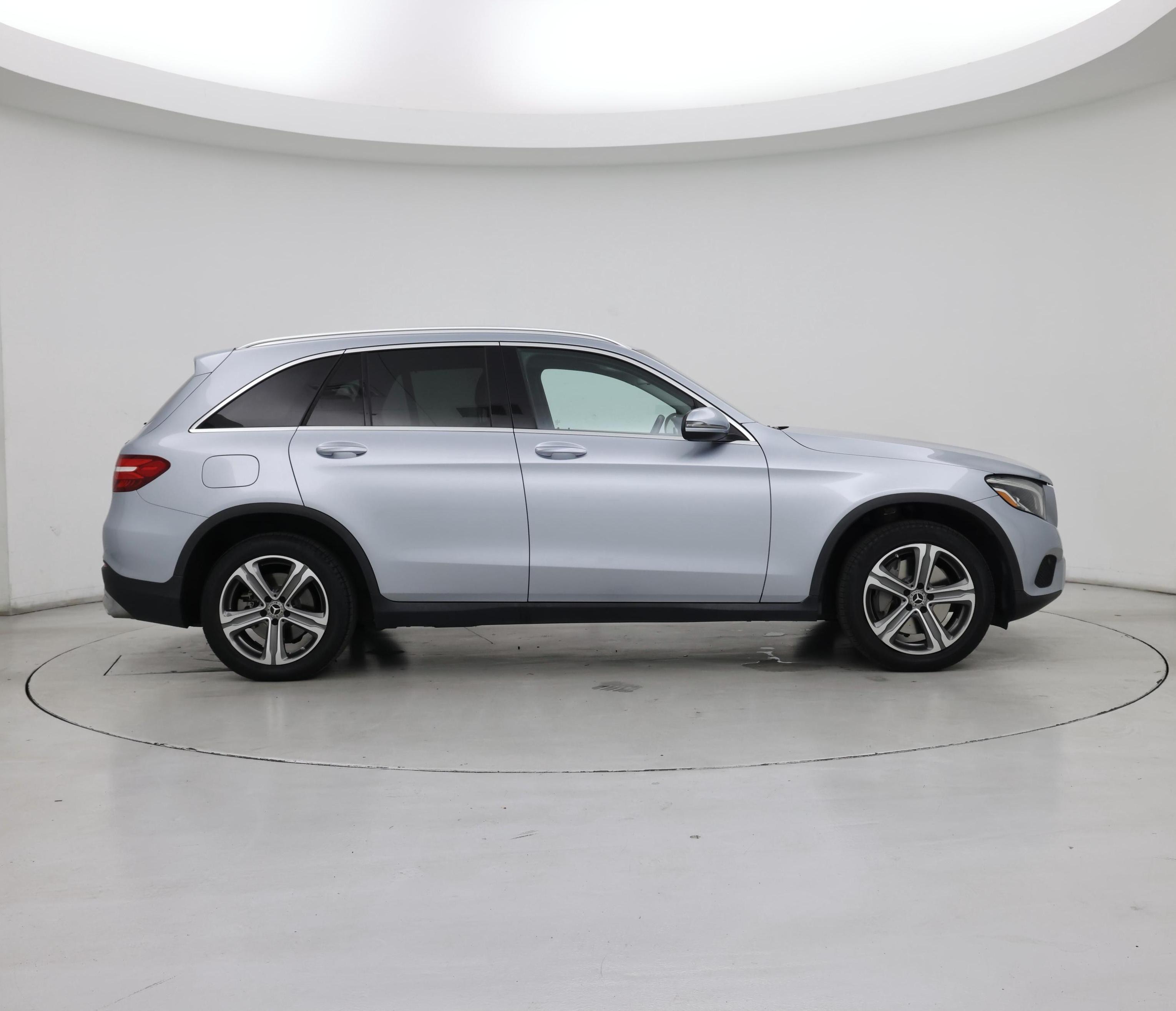Thumbnail: 2018 Mercedes-Benz GLC - 7