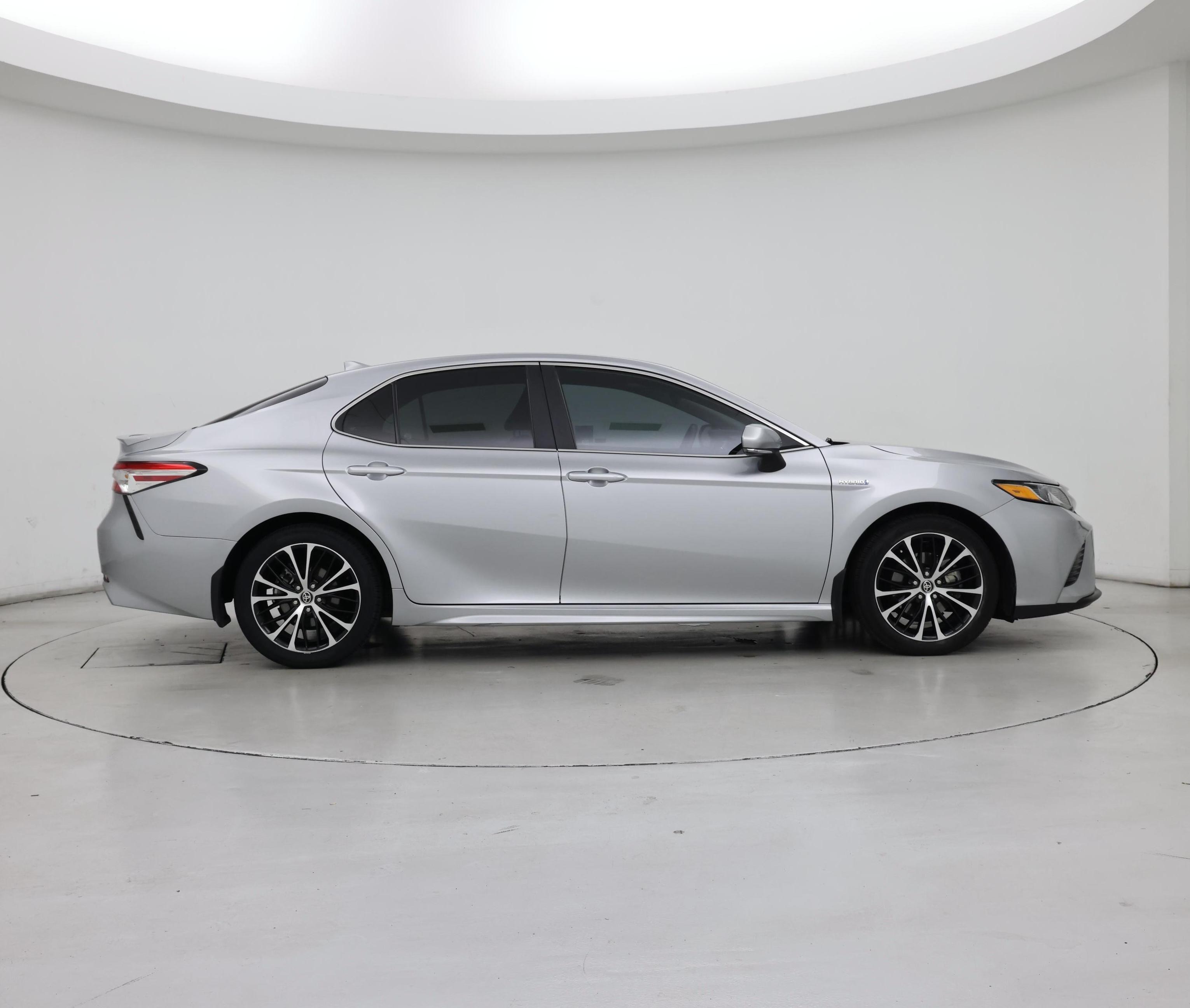 Thumbnail: 2020 Toyota Camry - 7