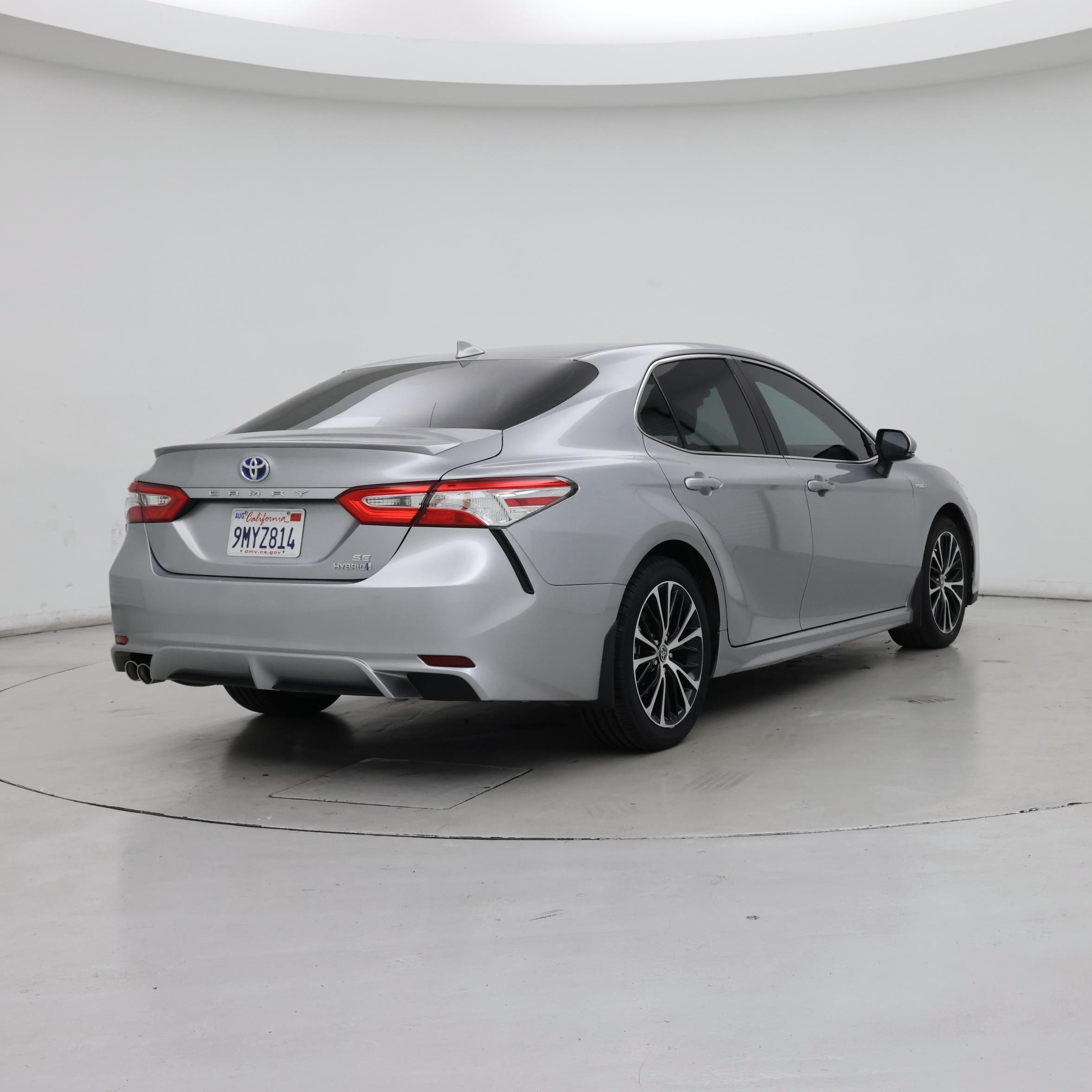 Thumbnail: 2020 Toyota Camry - 8