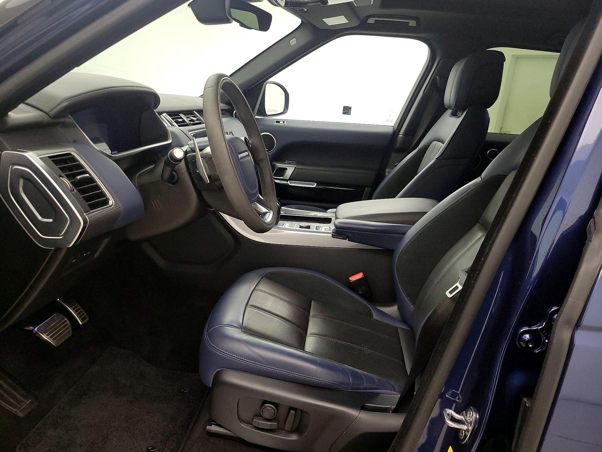 Thumbnail: 2020 Land Rover Range Rover Sport - 11