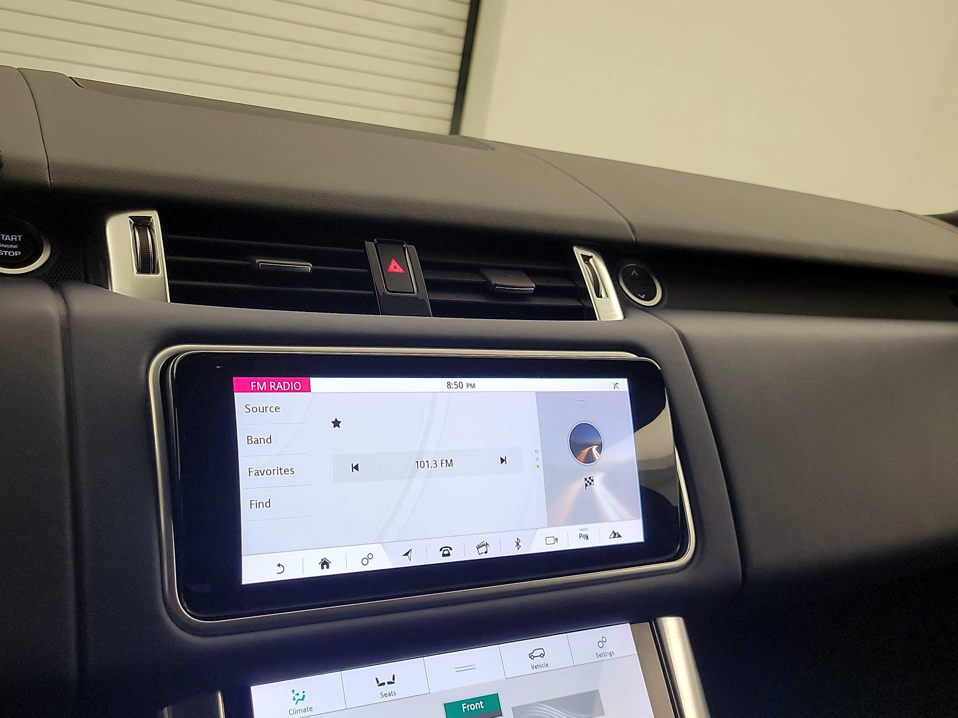 Thumbnail: 2020 Land Rover Range Rover Sport - 16