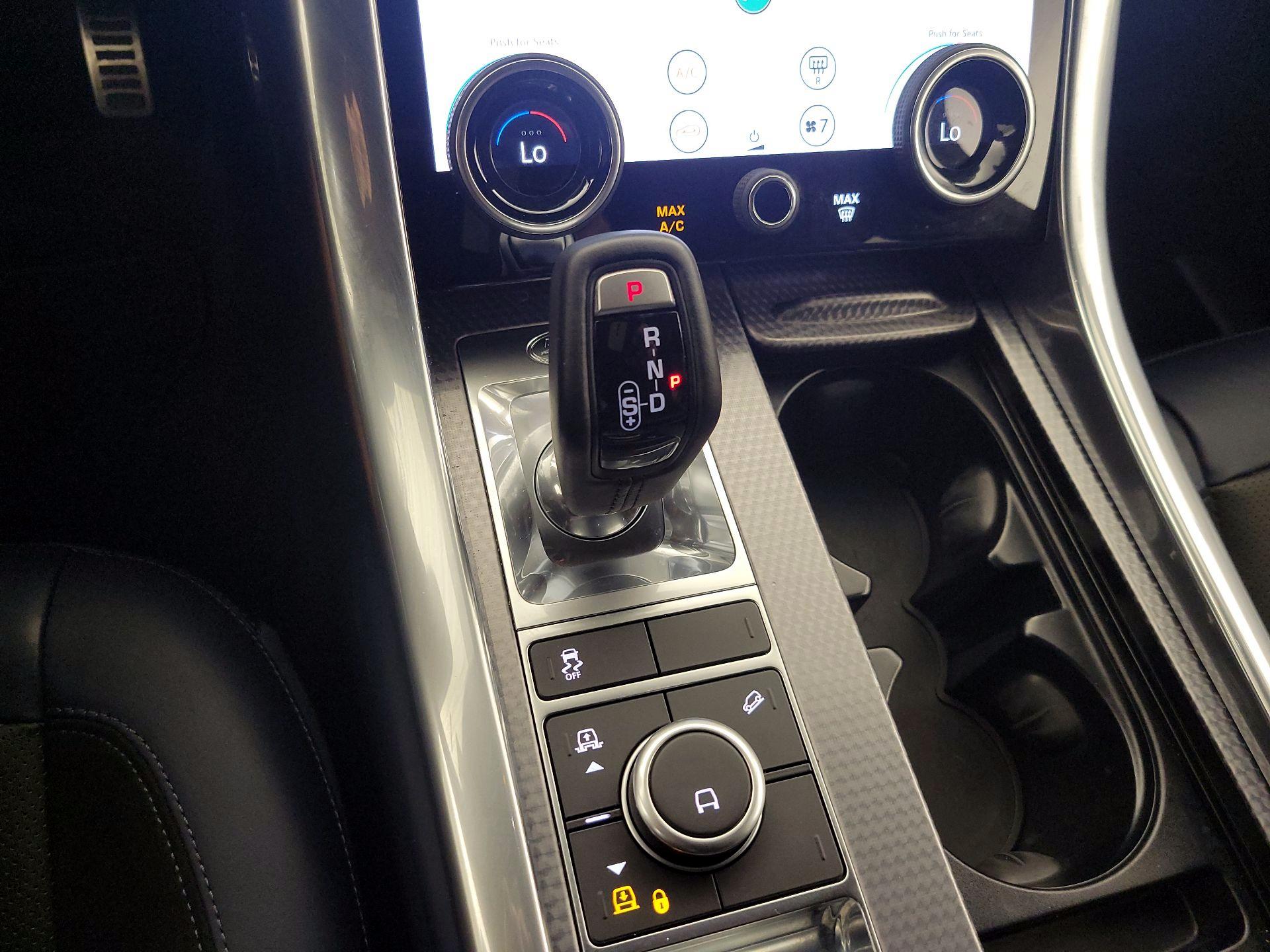 Thumbnail: 2020 Land Rover Range Rover Sport - 18