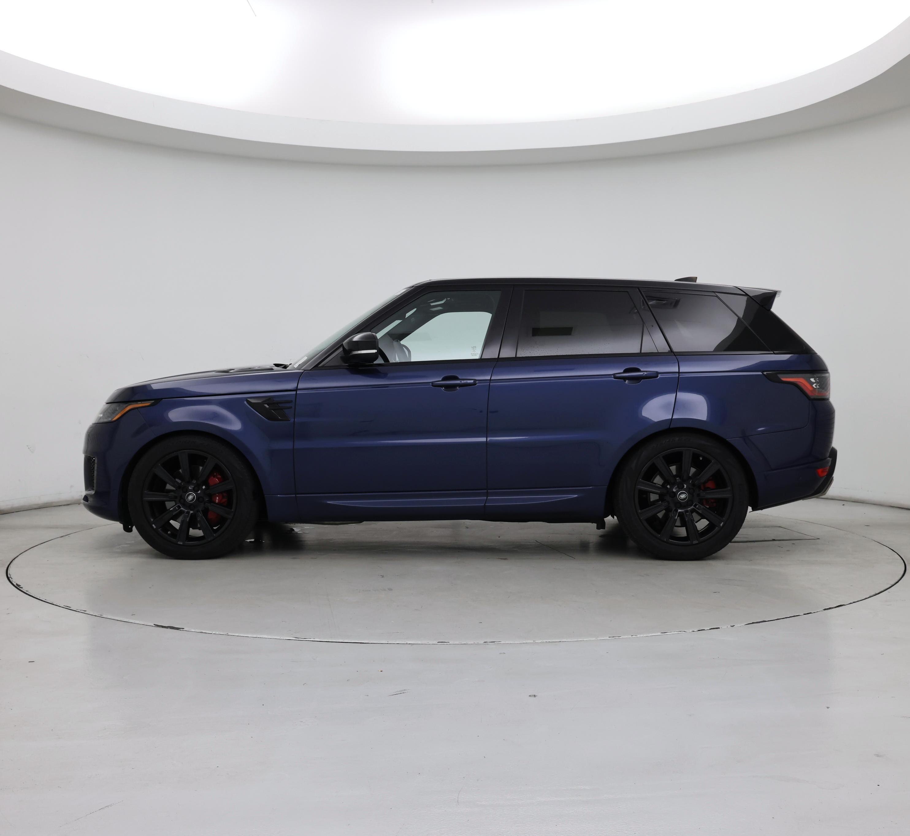 Thumbnail: 2020 Land Rover Range Rover Sport - 3