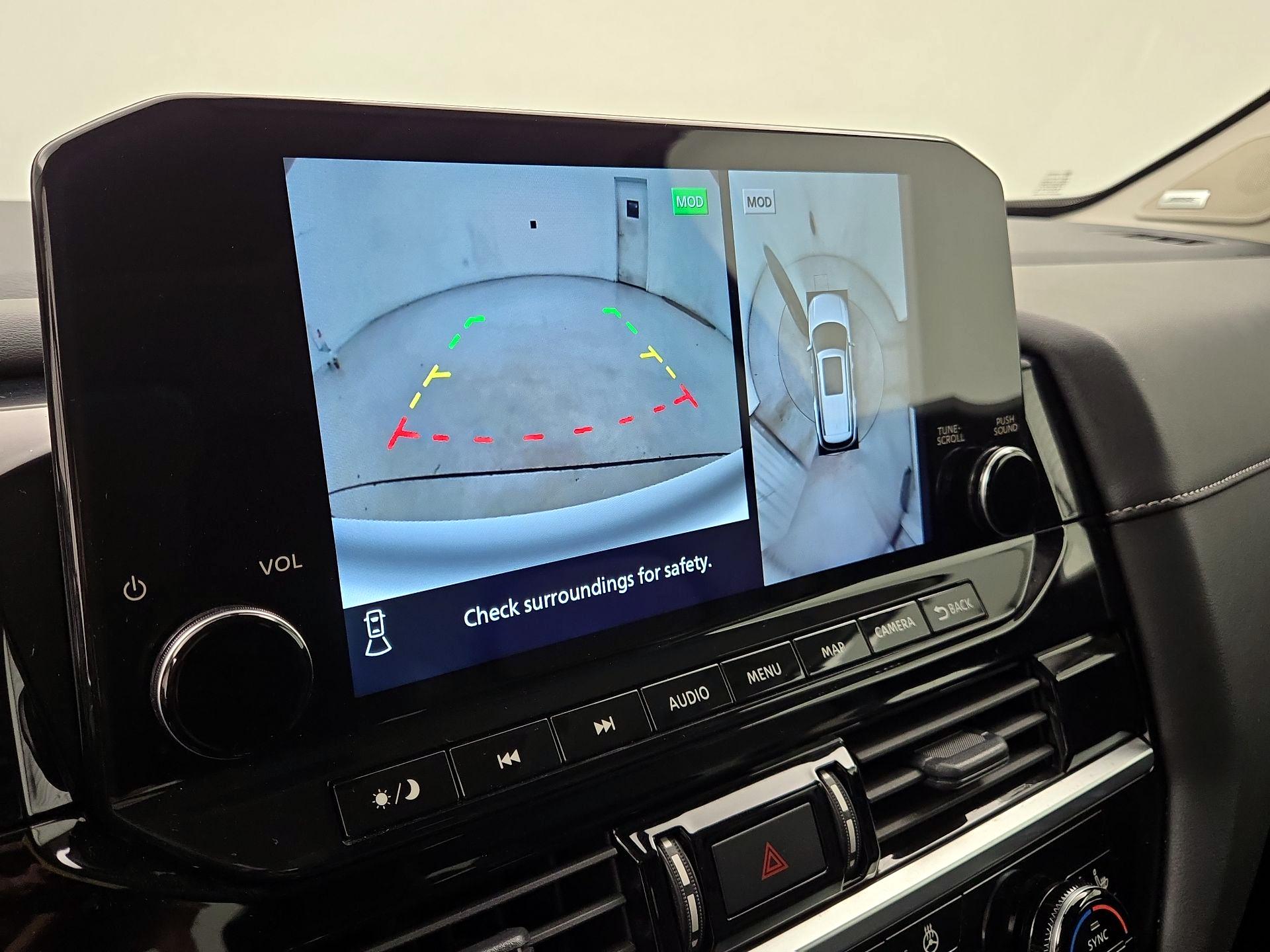 Thumbnail: 2023 Nissan Pathfinder - 15