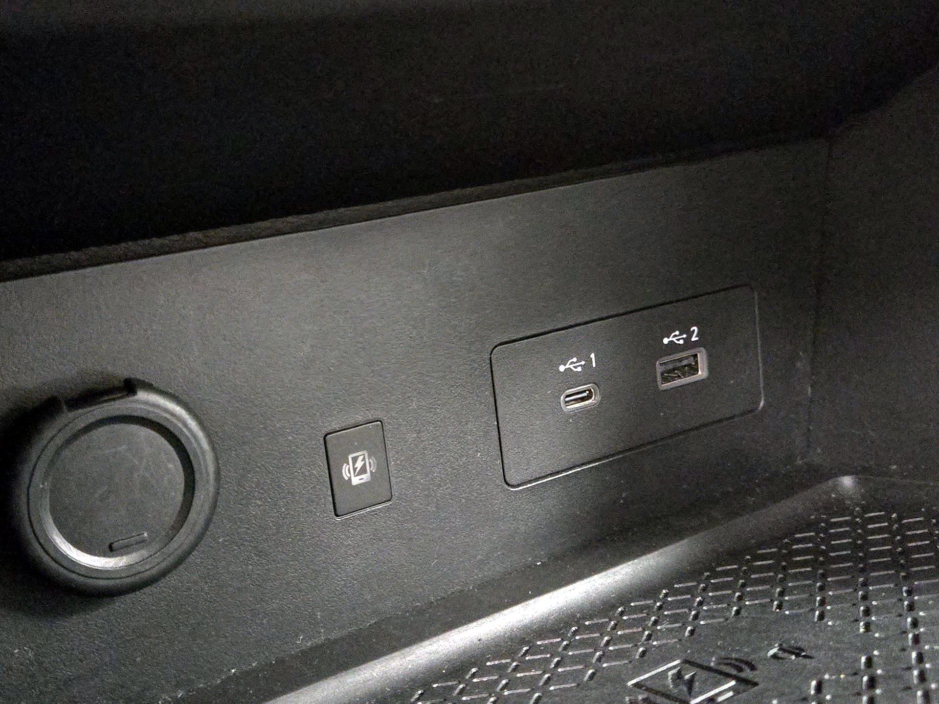 Thumbnail: 2023 Nissan Pathfinder - 19