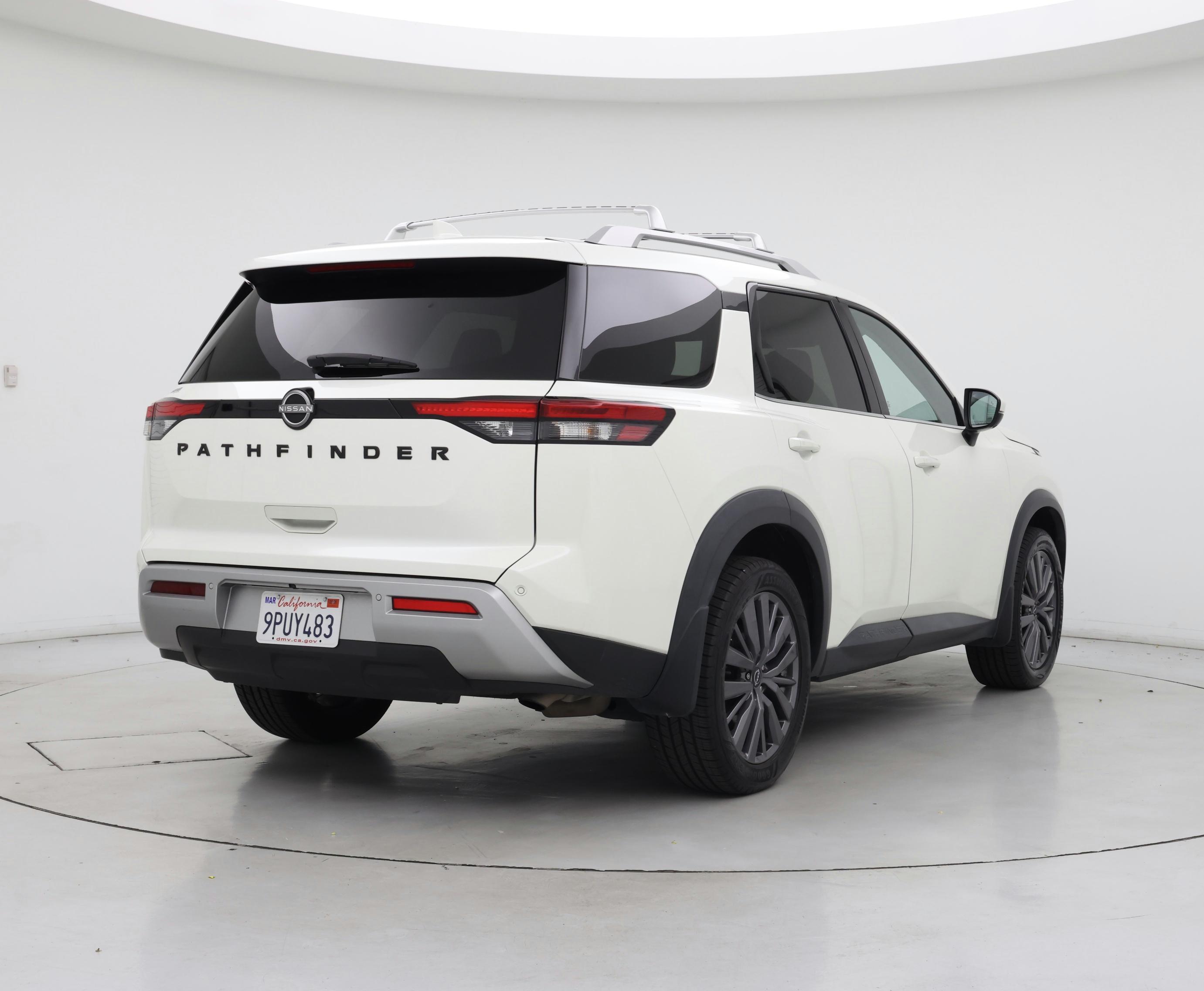 Thumbnail: 2023 Nissan Pathfinder - 8