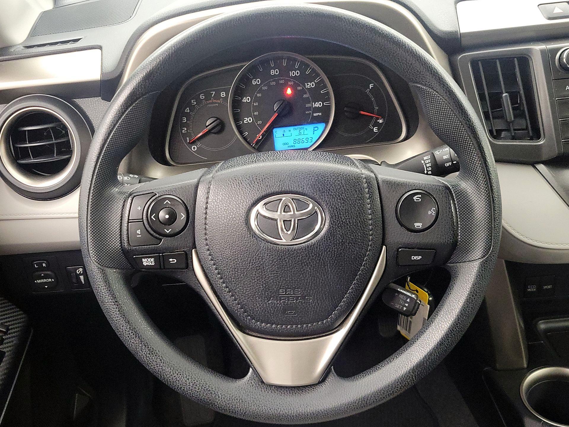 Thumbnail: 2014 Toyota RAV4 - 10