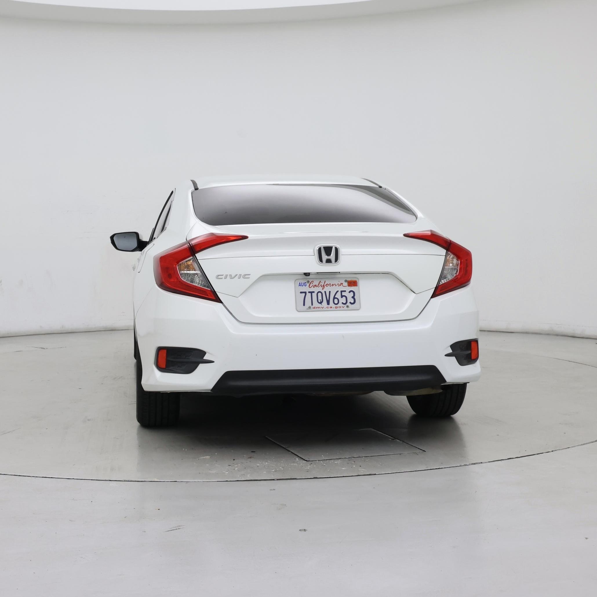 Thumbnail: 2016 Honda Civic - 6