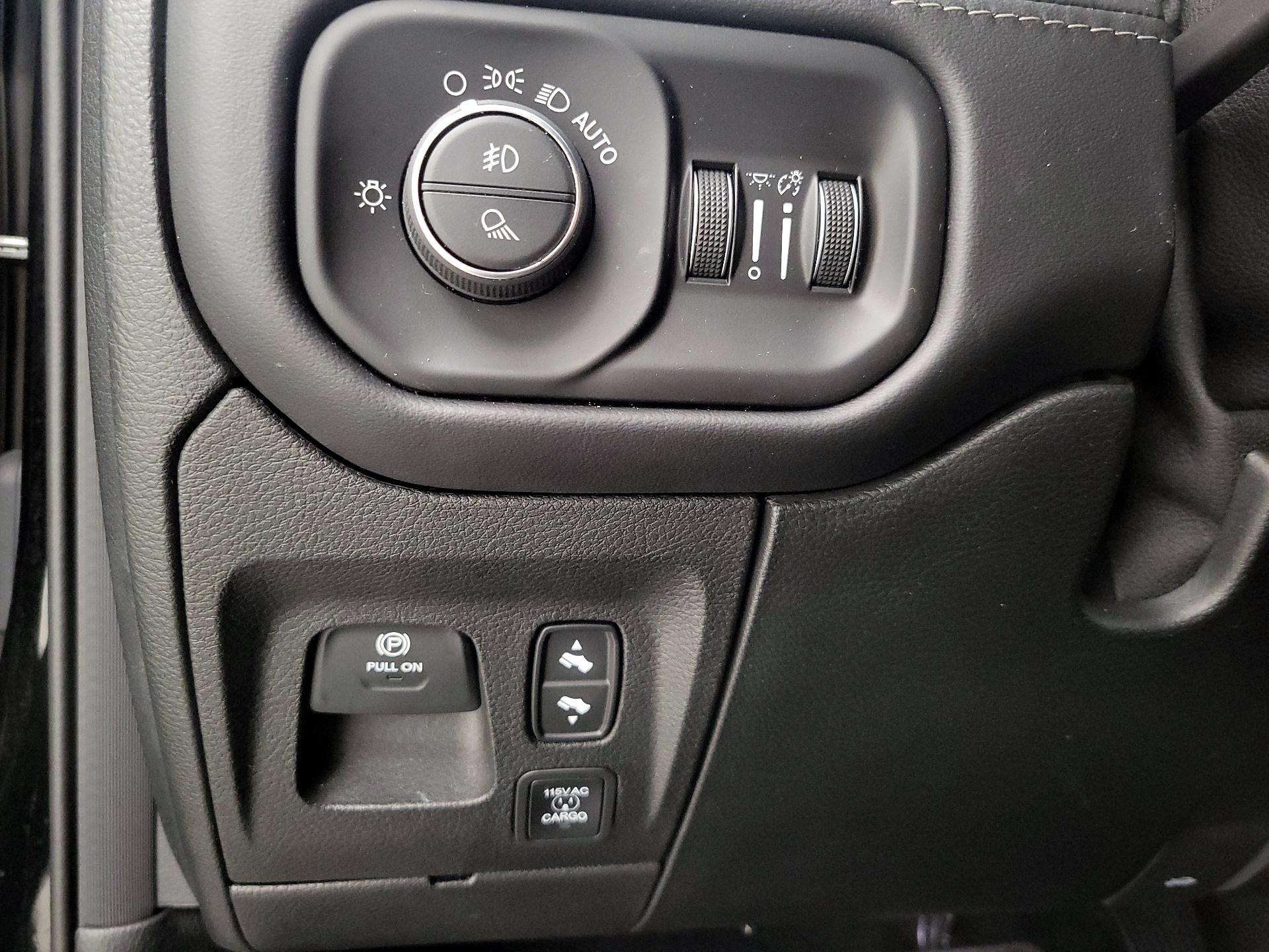 Thumbnail: 2021 RAM 1500 - 13