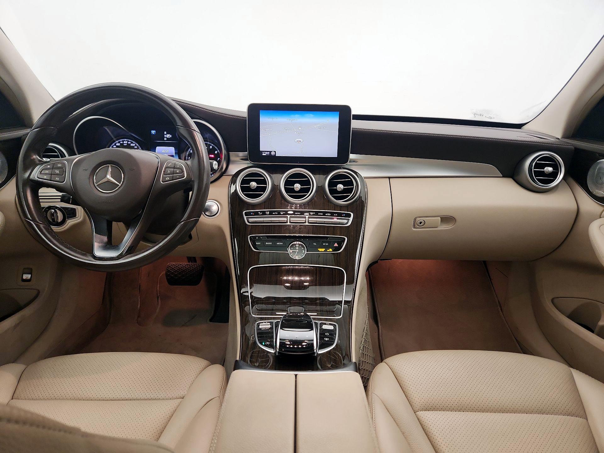 Thumbnail: 2015 Mercedes-Benz C-Class - 9