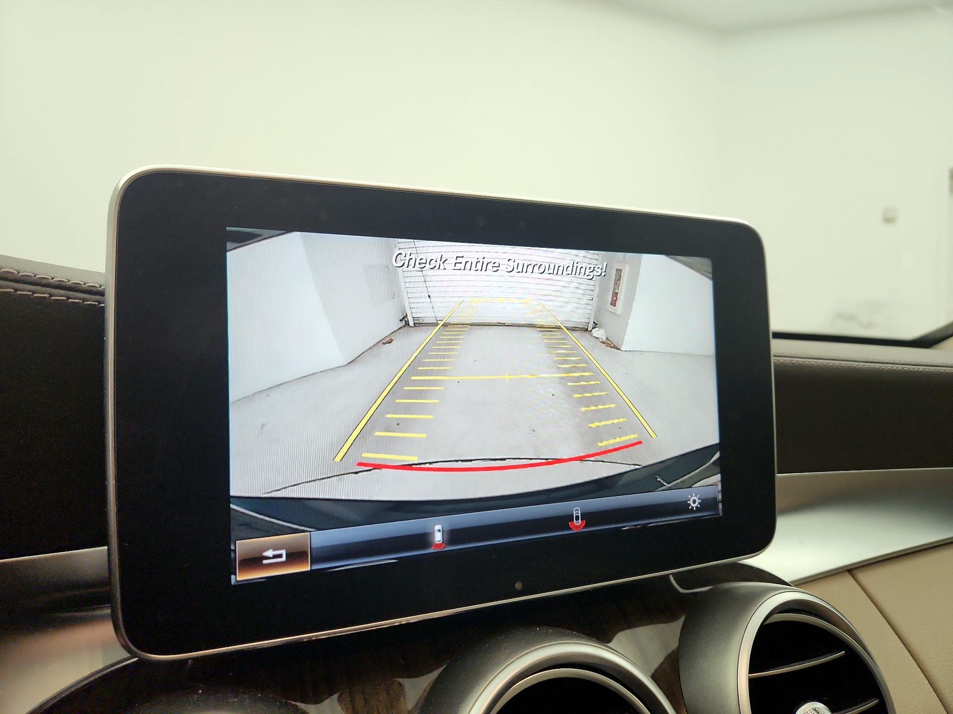 Thumbnail: 2015 Mercedes-Benz C-Class - 15