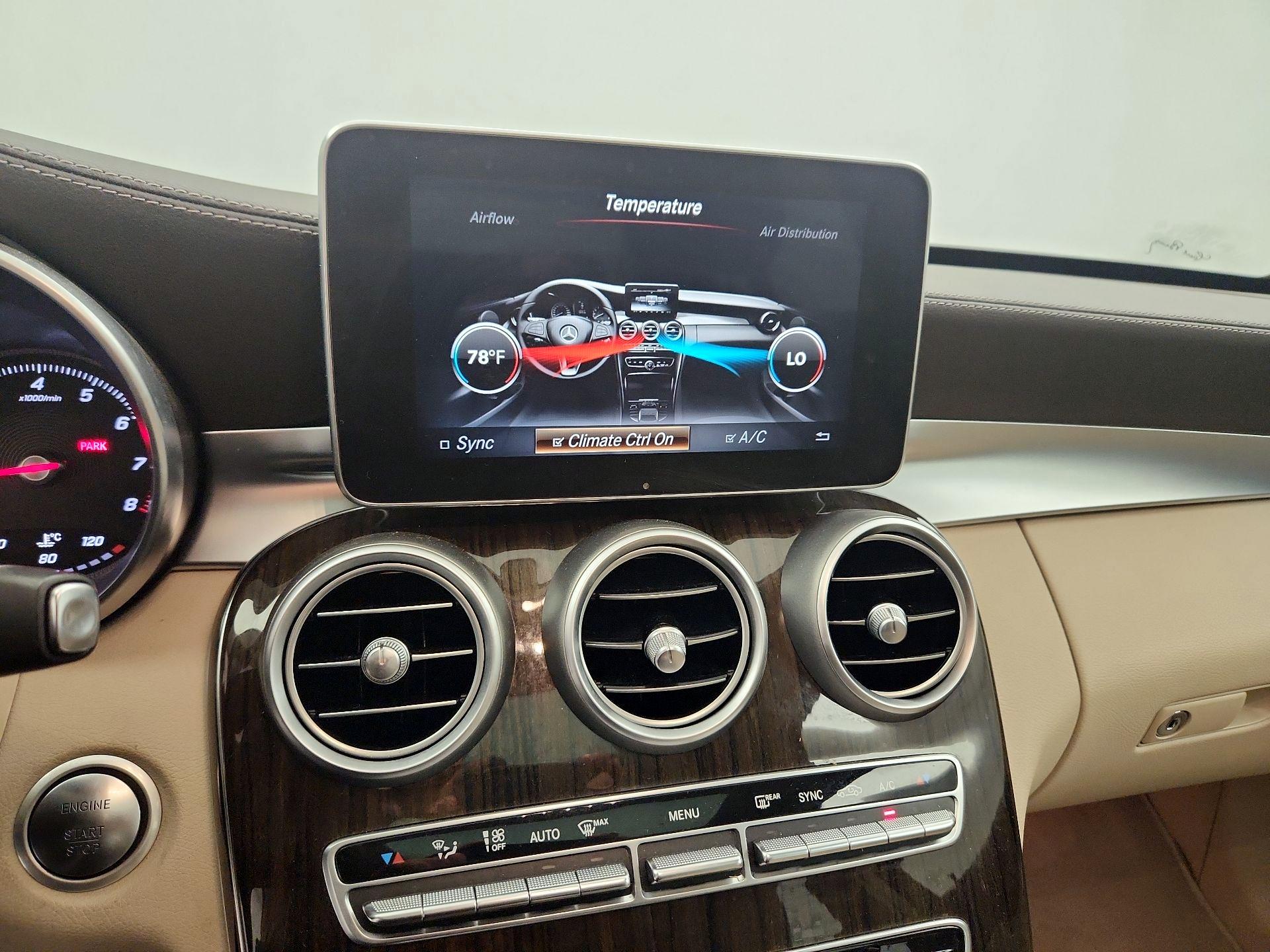 Thumbnail: 2015 Mercedes-Benz C-Class - 17