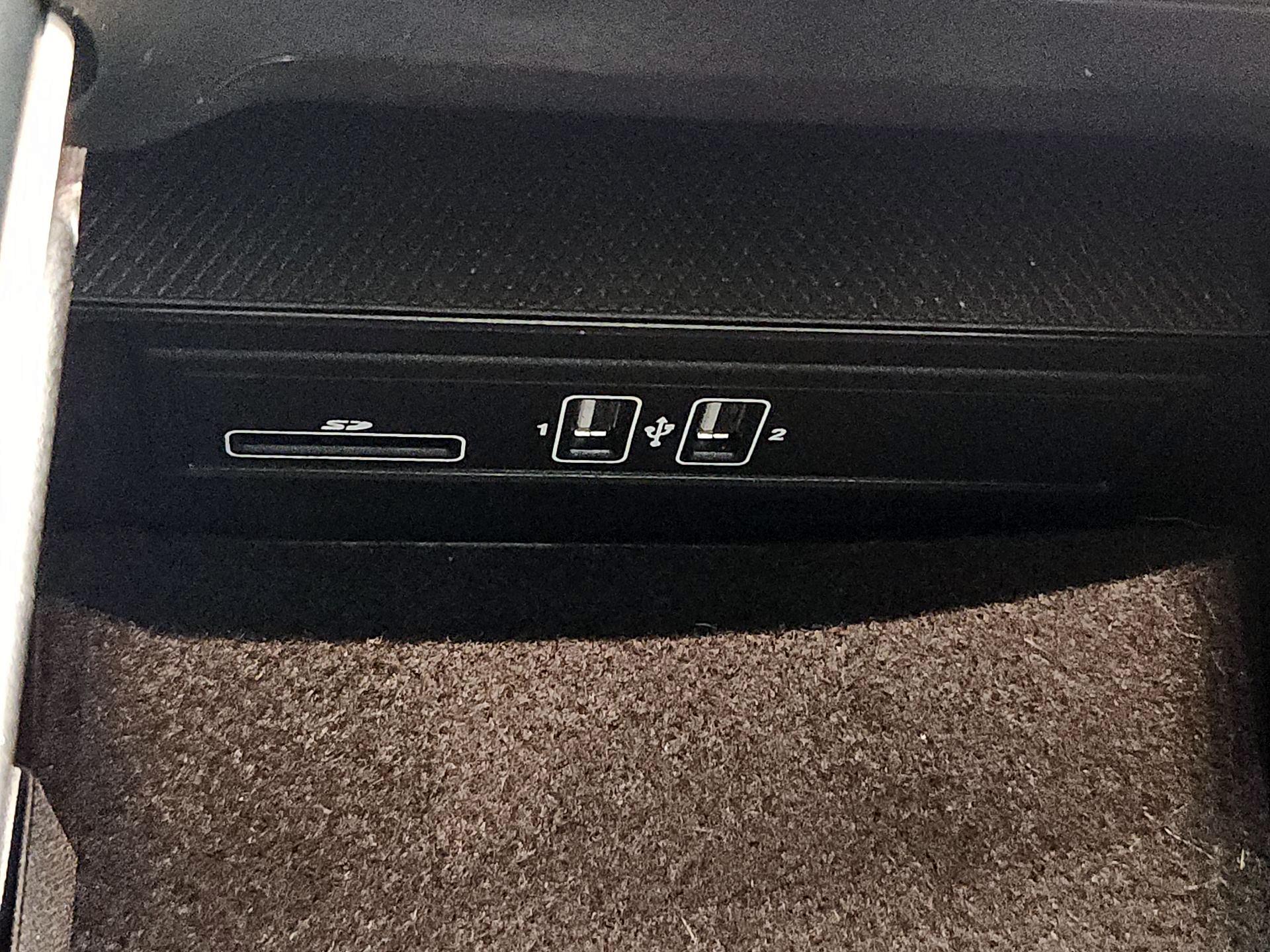 Thumbnail: 2015 Mercedes-Benz C-Class - 19