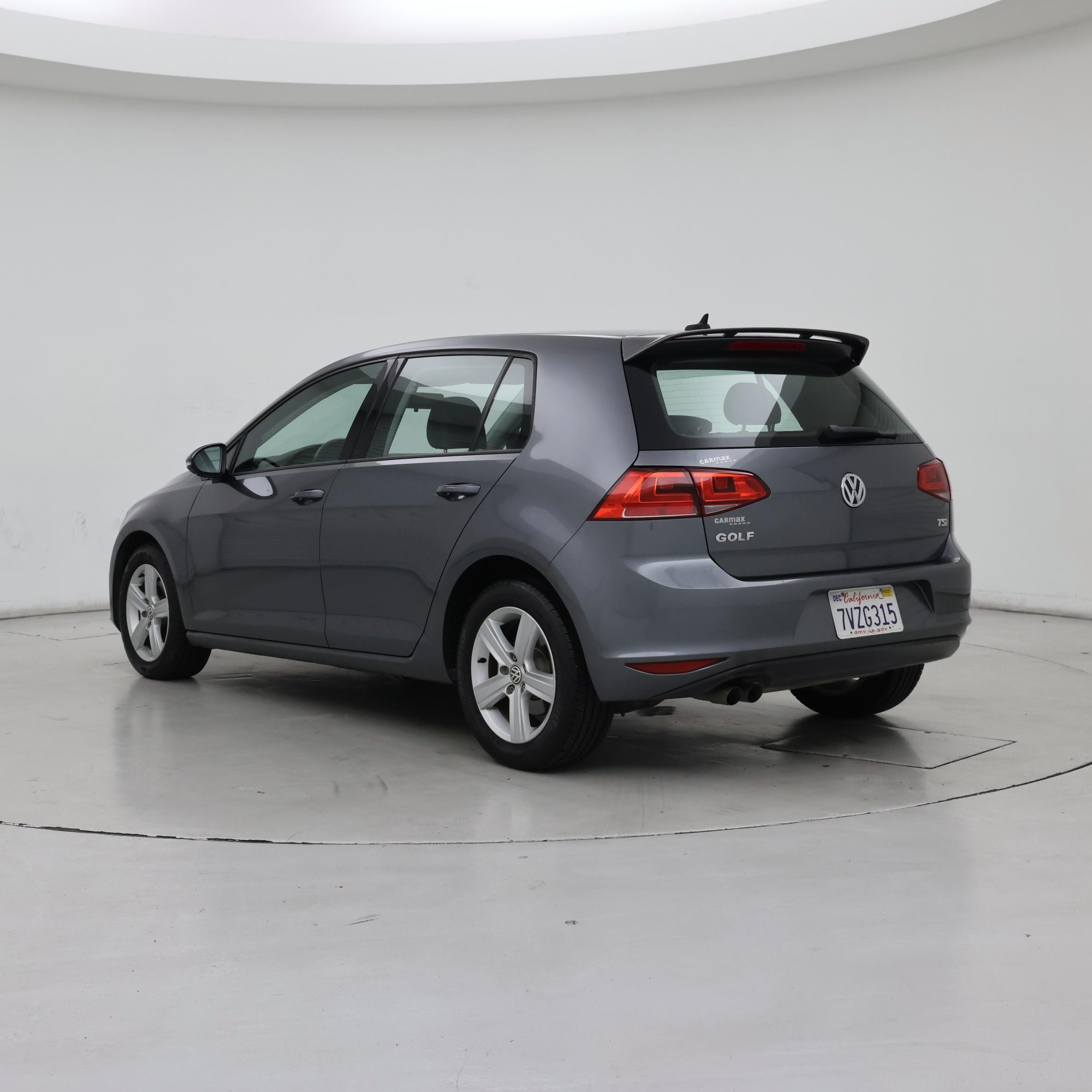 Thumbnail: 2017 Volkswagen Golf - 2