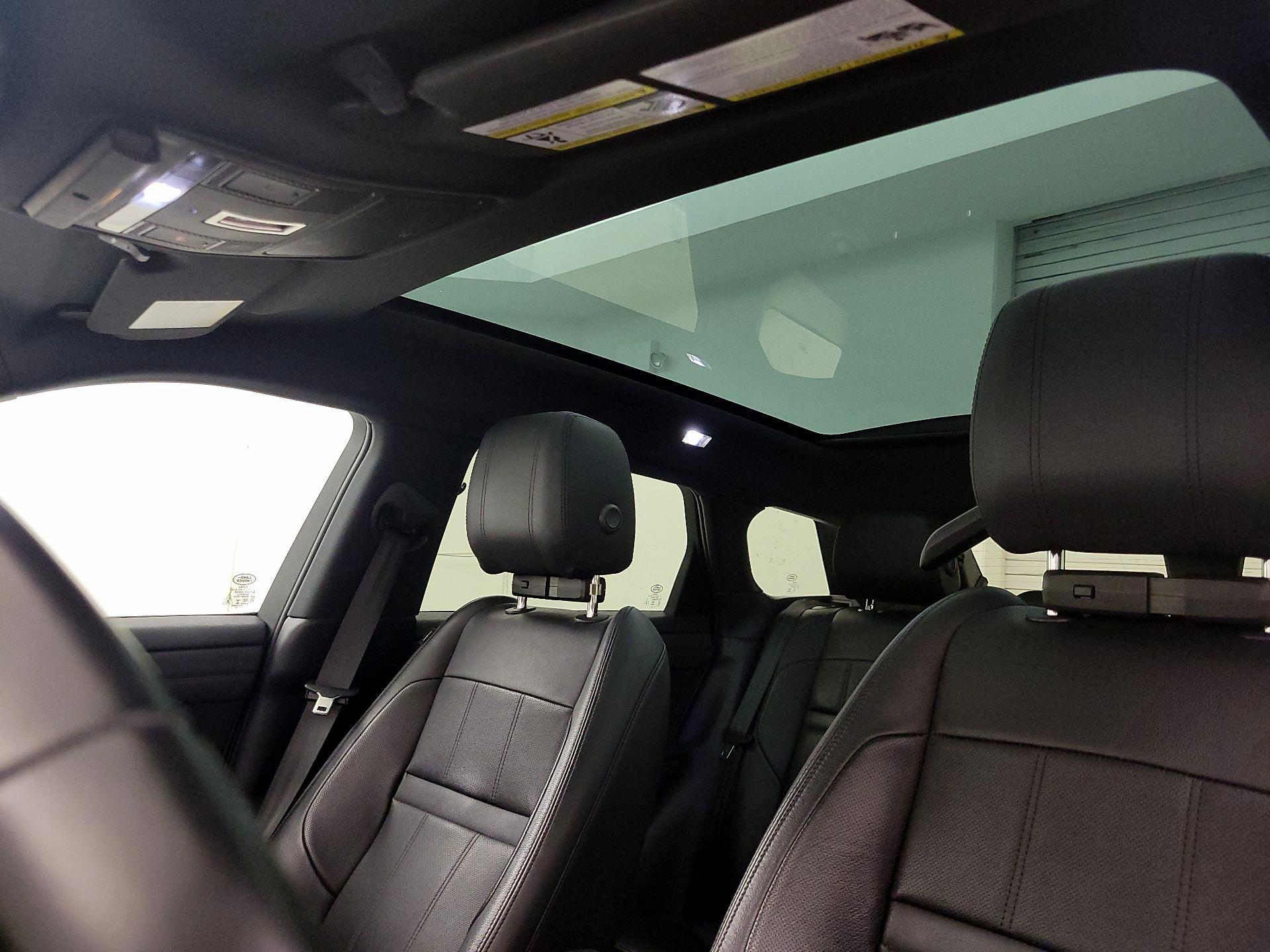 Thumbnail: 2020 Land Rover Range Rover Evoque - 18