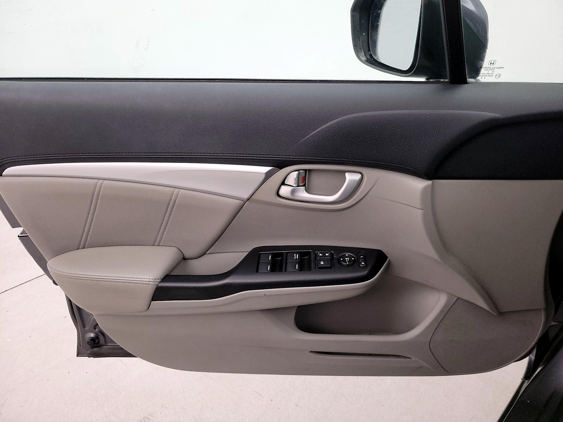 Thumbnail: 2015 Honda Civic - 12