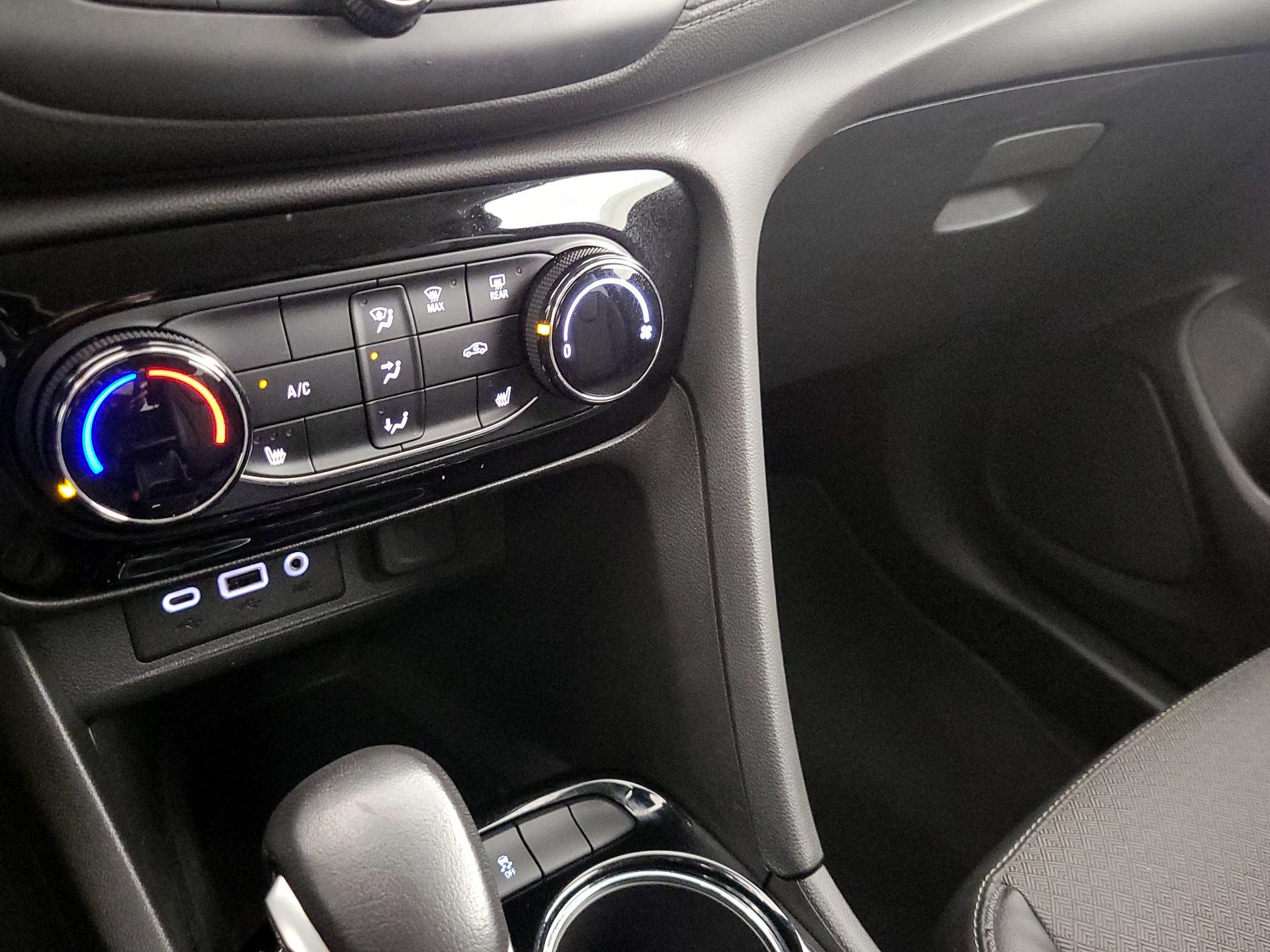 Thumbnail: 2022 Buick Encore - 16