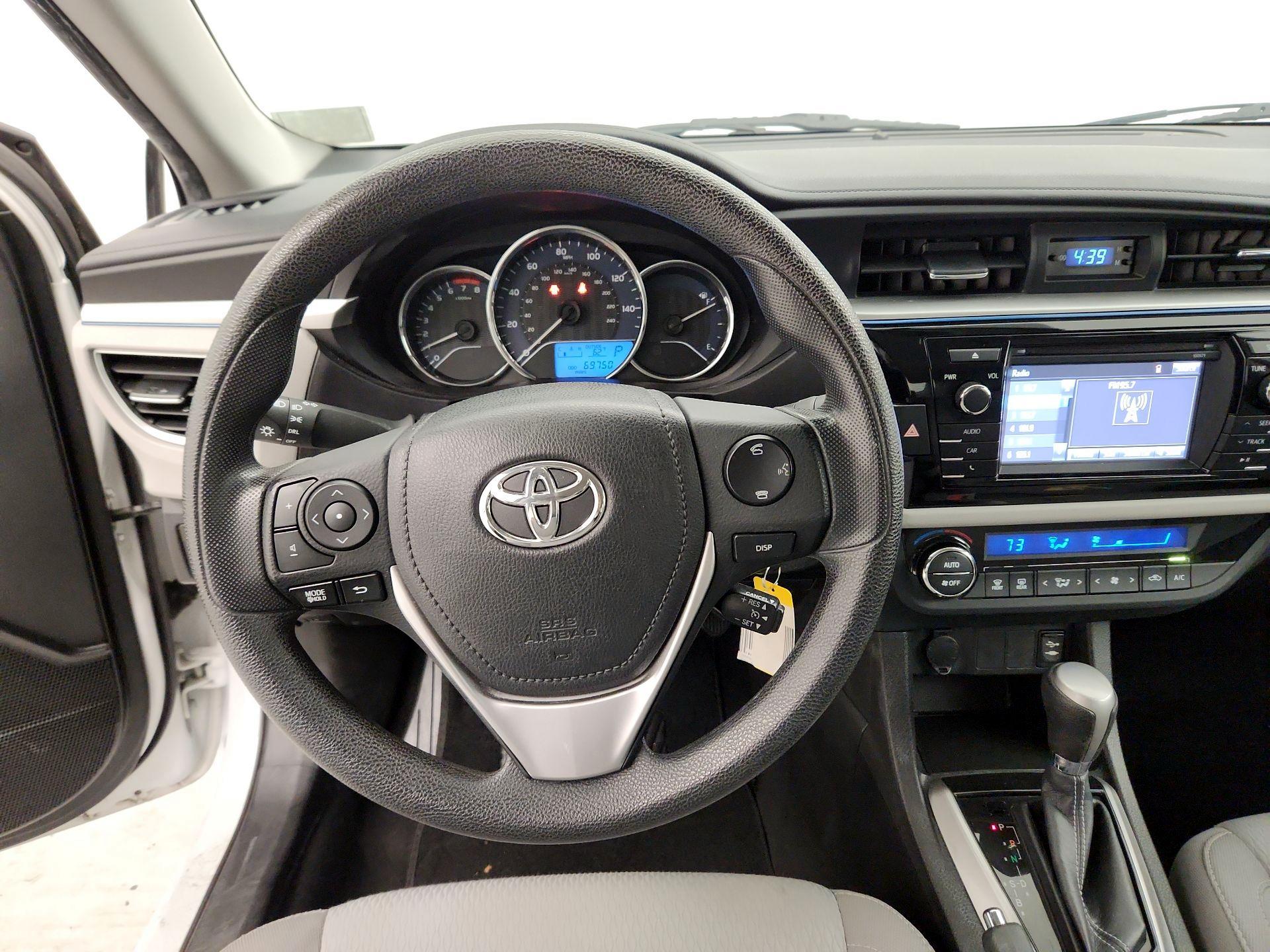 Thumbnail: 2016 Toyota Corolla - 10