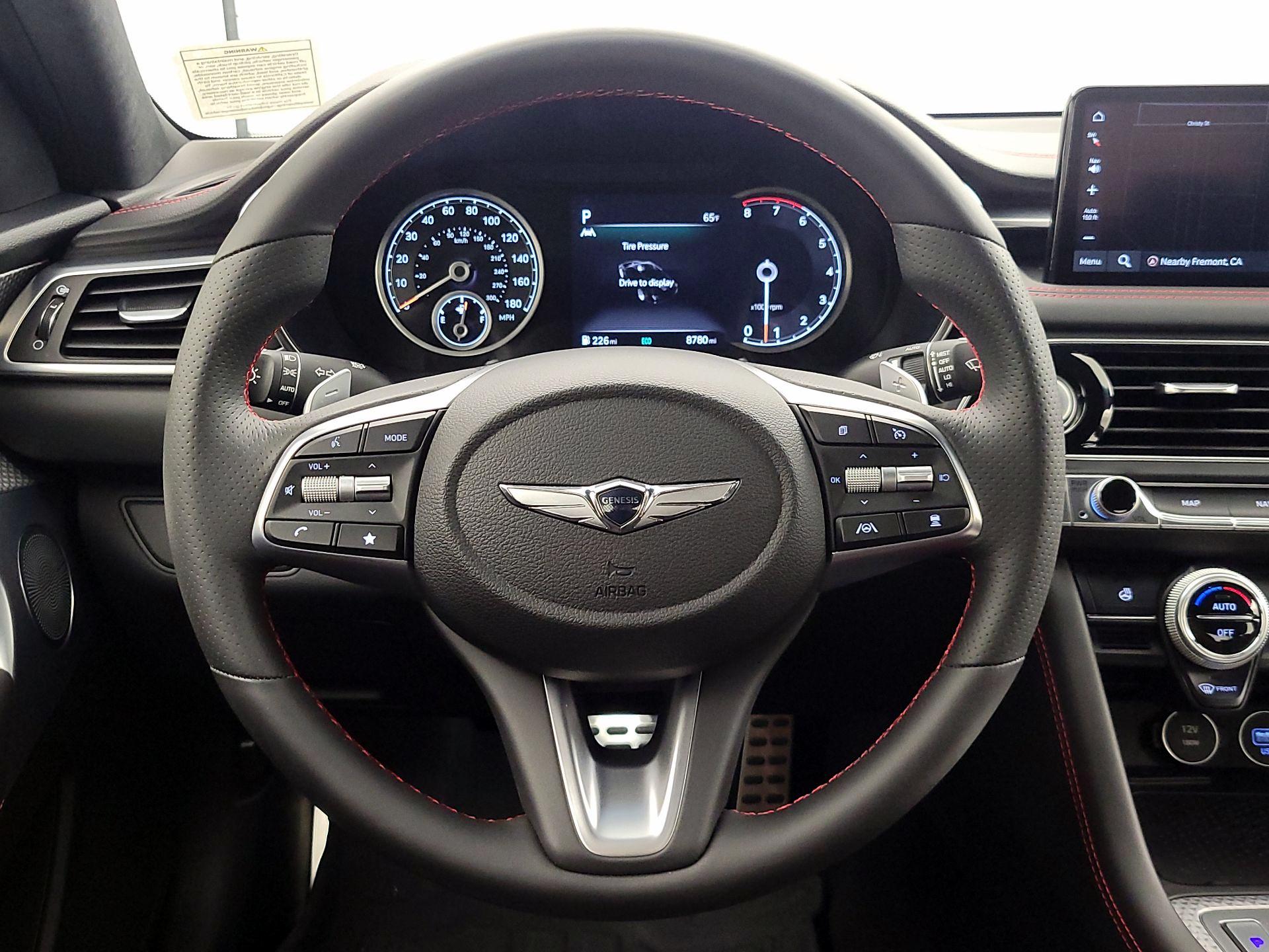 Thumbnail: 2023 Genesis G70 - 10