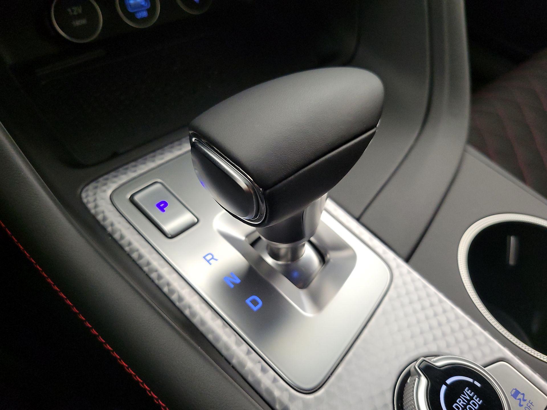 Thumbnail: 2023 Genesis G70 - 18