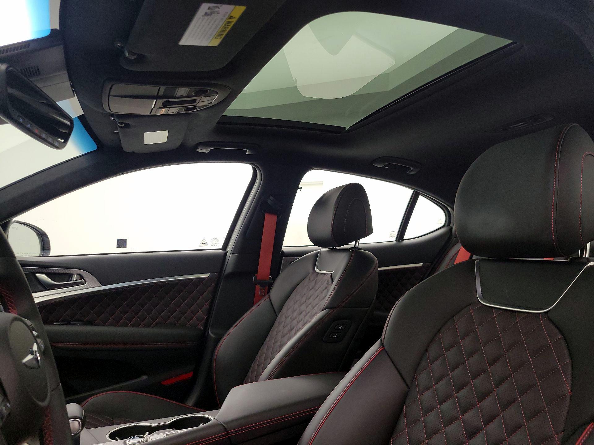 Thumbnail: 2023 Genesis G70 - 20