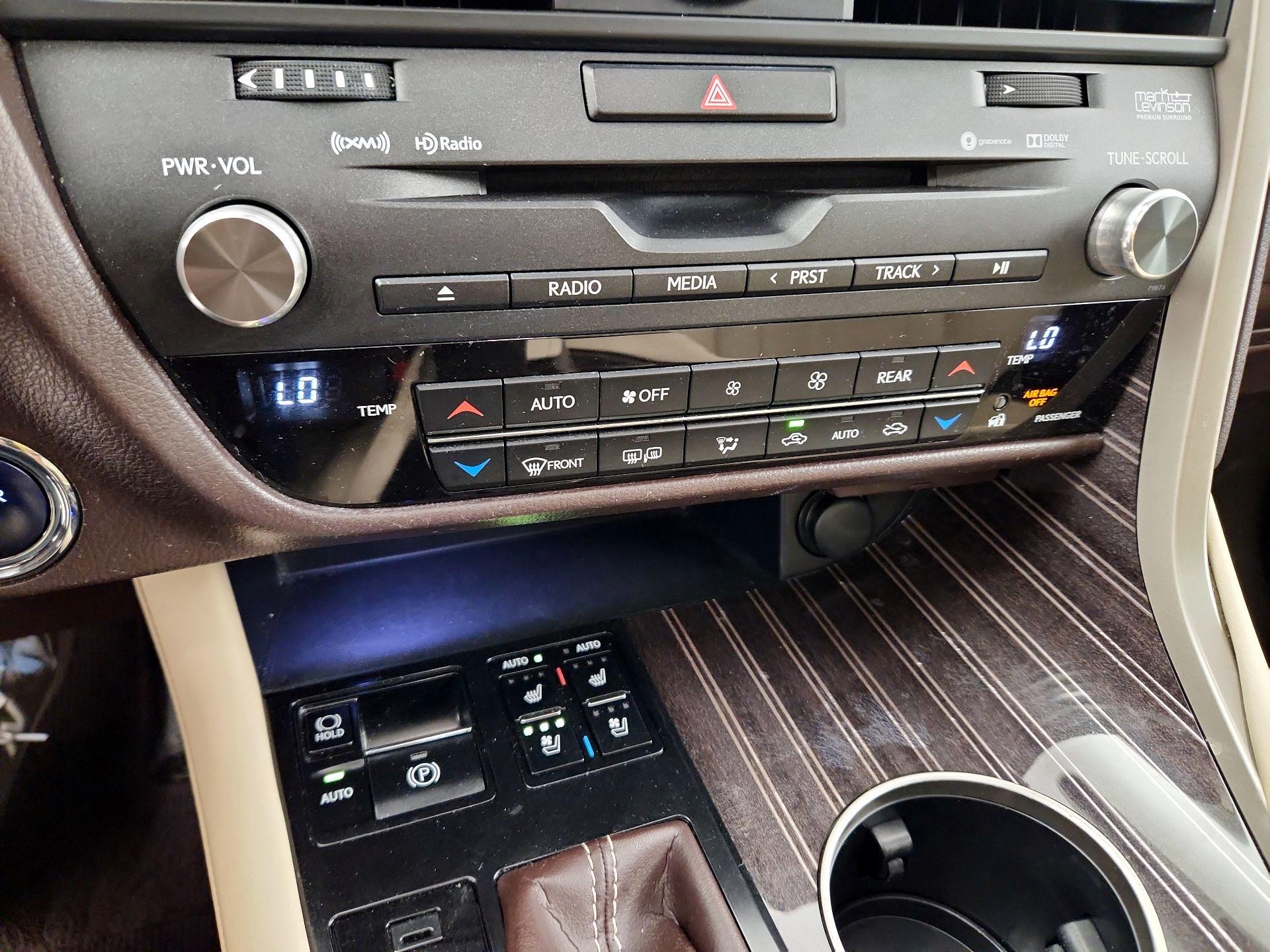 Thumbnail: 2018 Lexus RX - 17