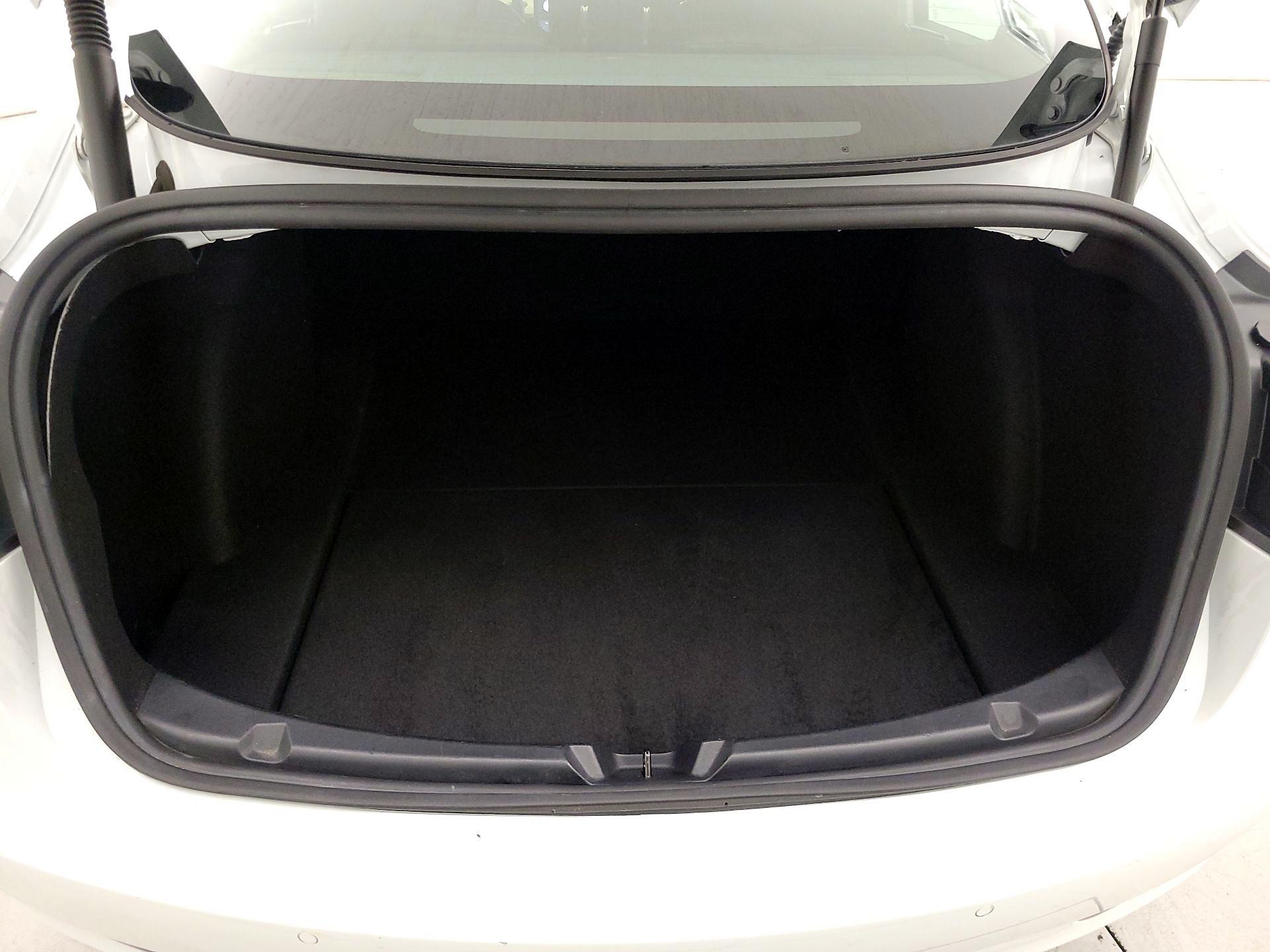 Thumbnail: 2021 Tesla Model 3 - 20