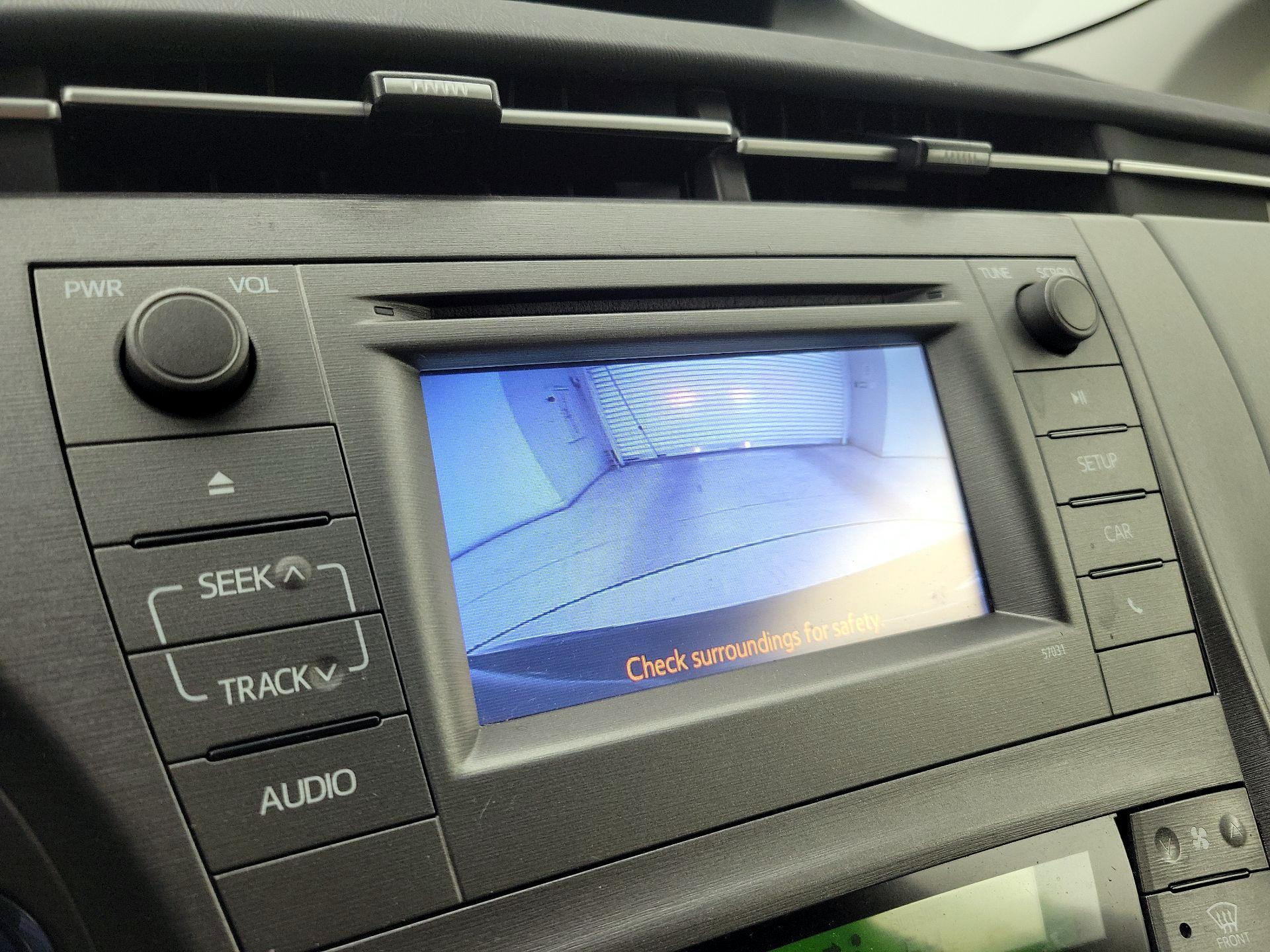 Thumbnail: 2015 Toyota Prius - 14