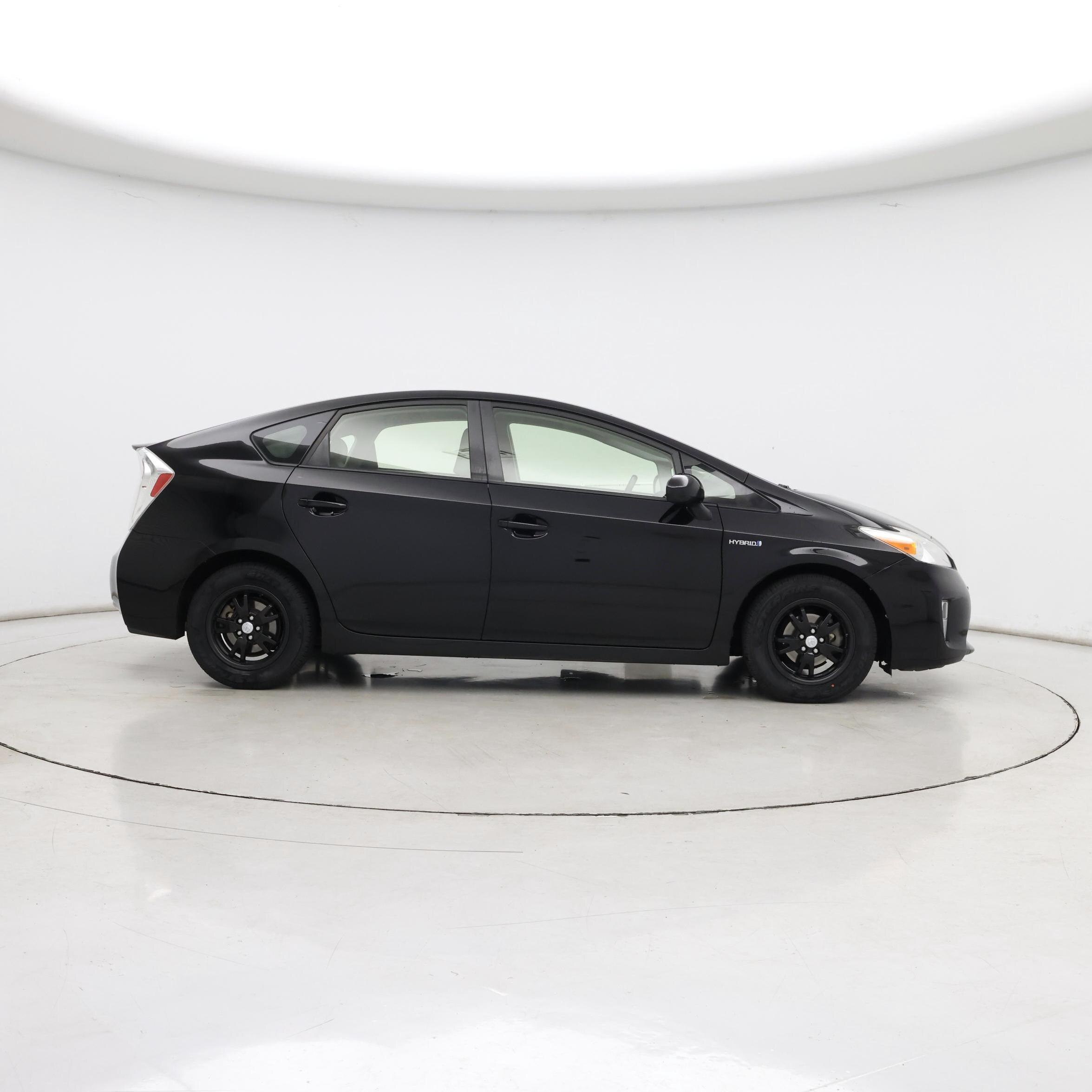 Thumbnail: 2015 Toyota Prius - 7