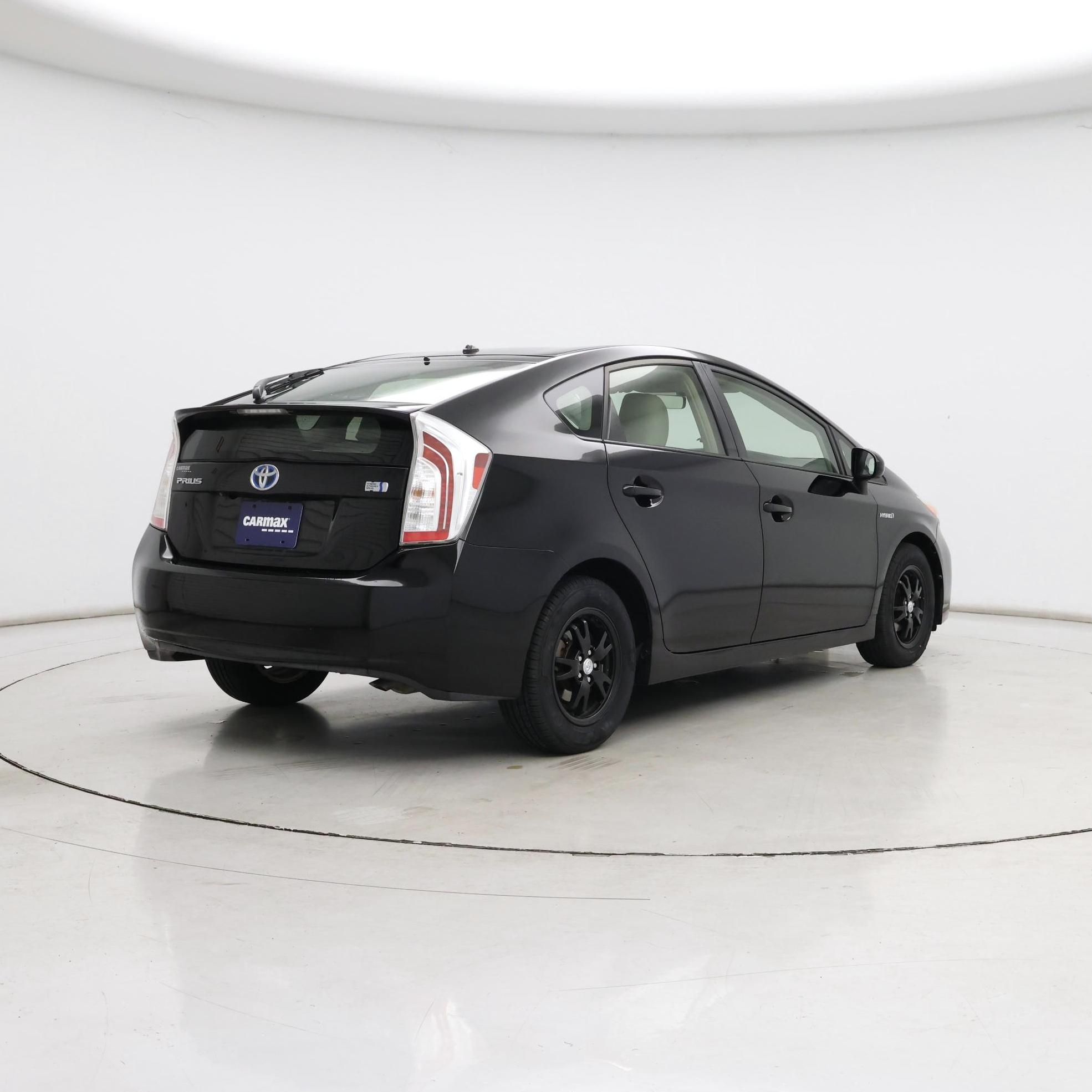 Thumbnail: 2015 Toyota Prius - 8