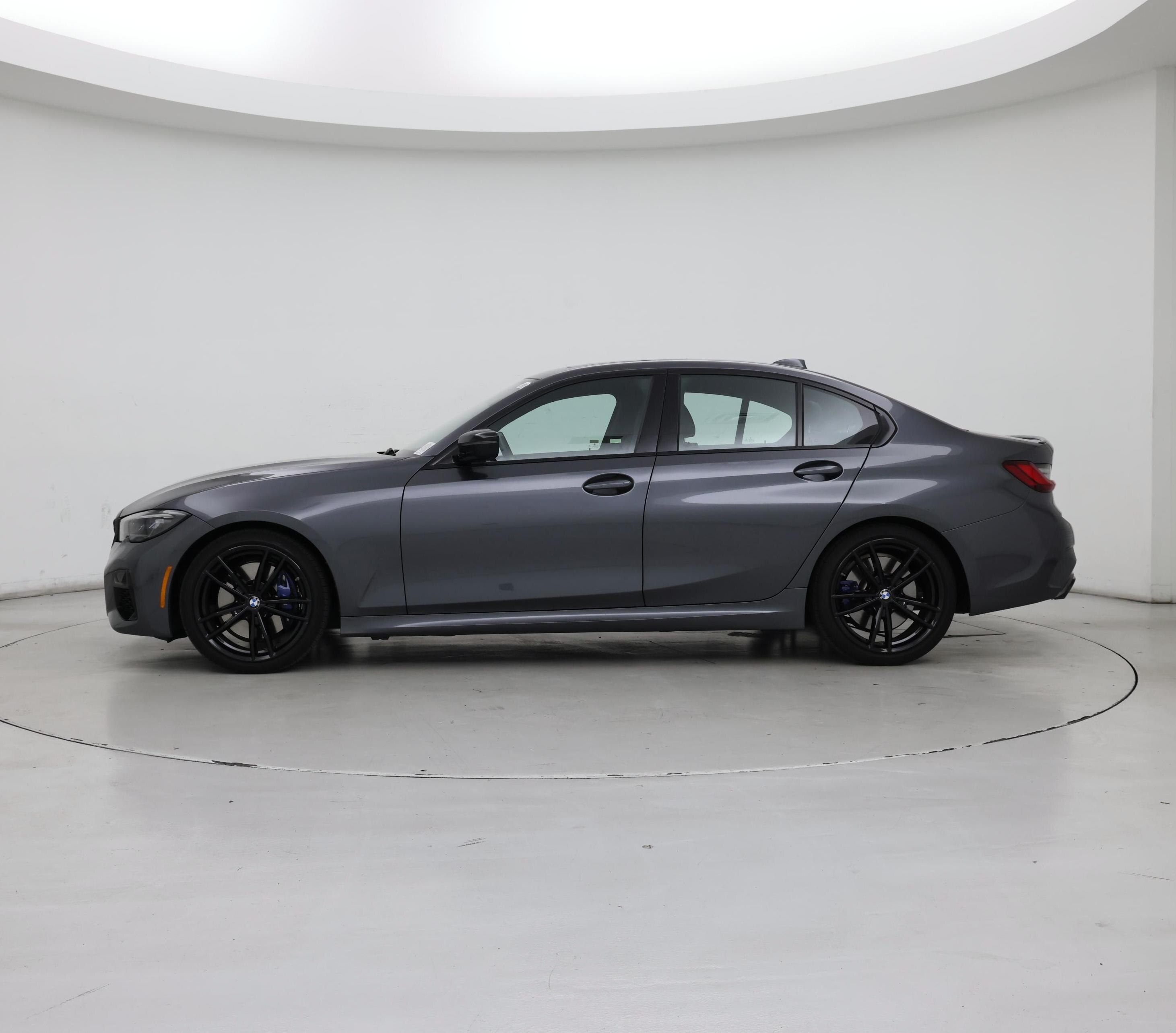 Thumbnail: 2022 BMW 3 Series - 3