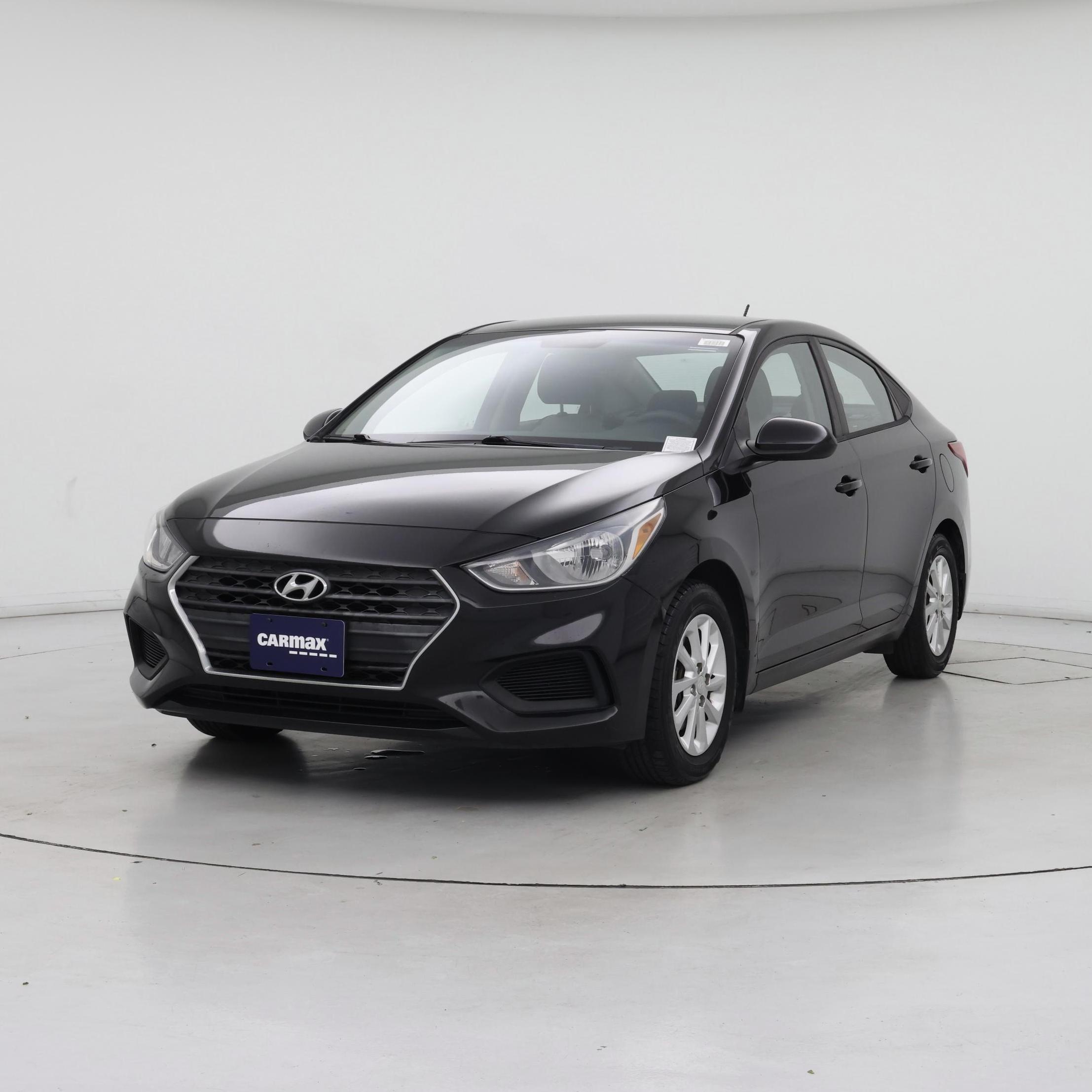 Thumbnail: 2018 Hyundai Accent - 4