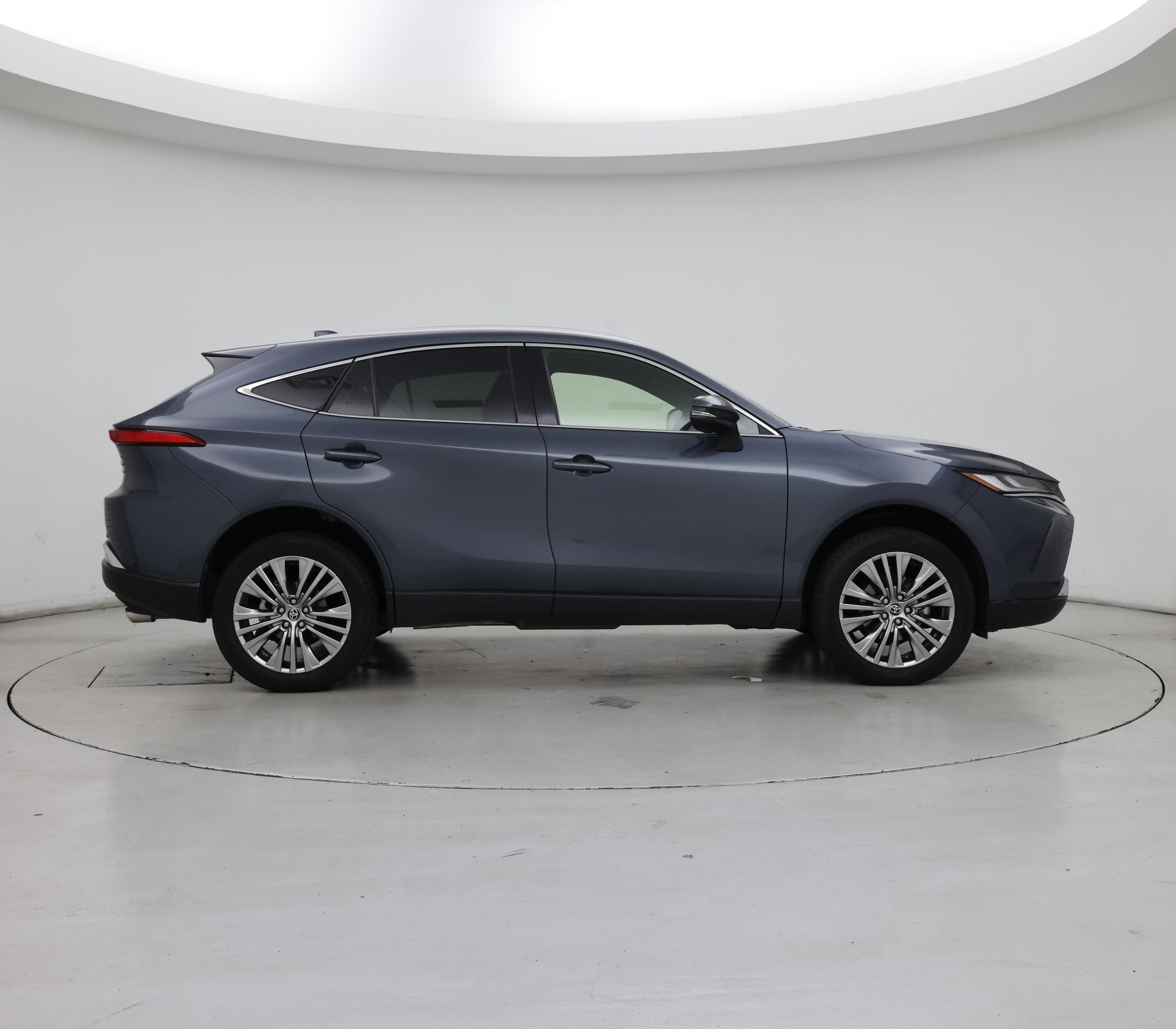 Thumbnail: 2022 Toyota Venza - 7