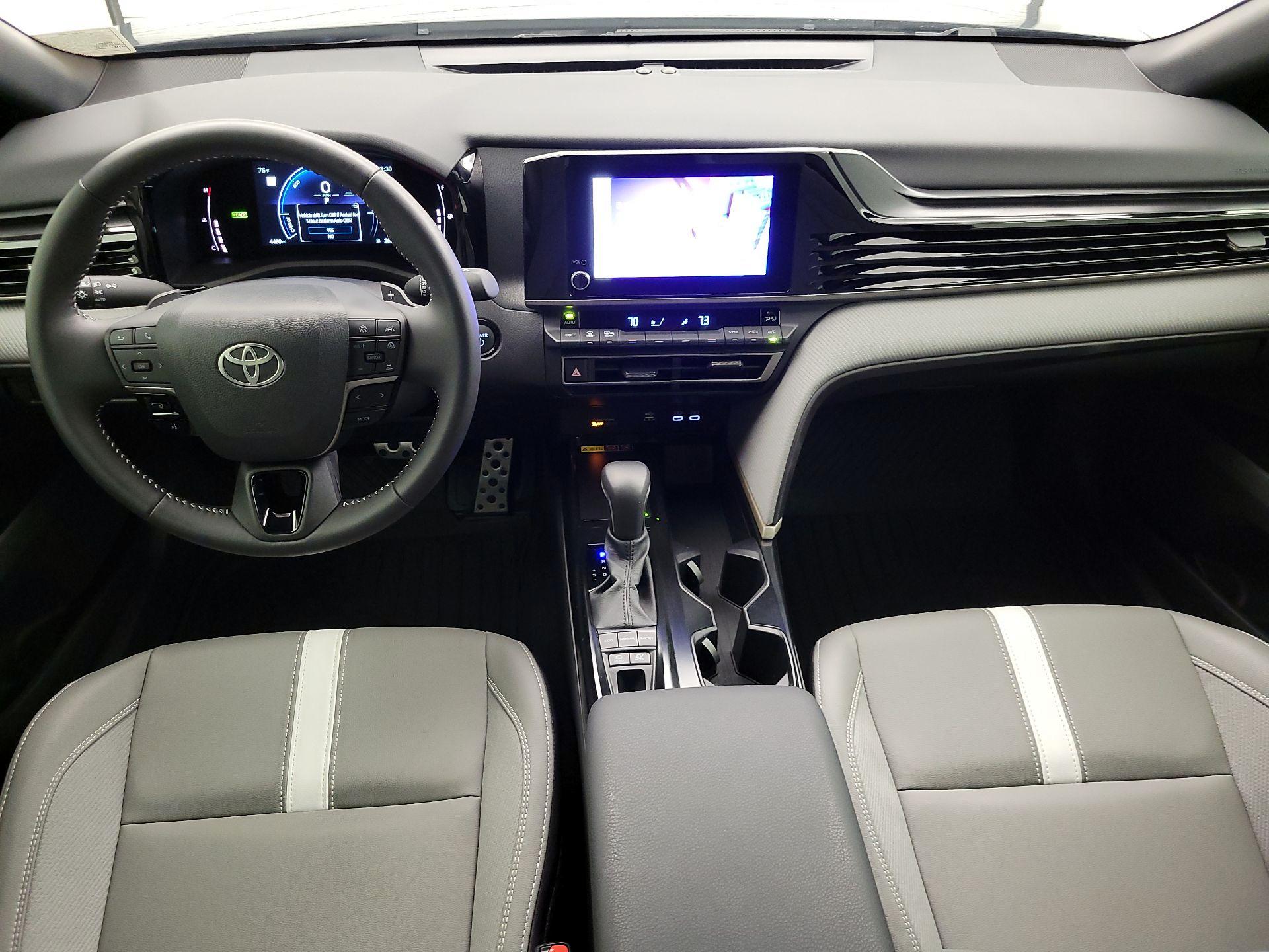 Thumbnail: 2025 Toyota Camry - 9