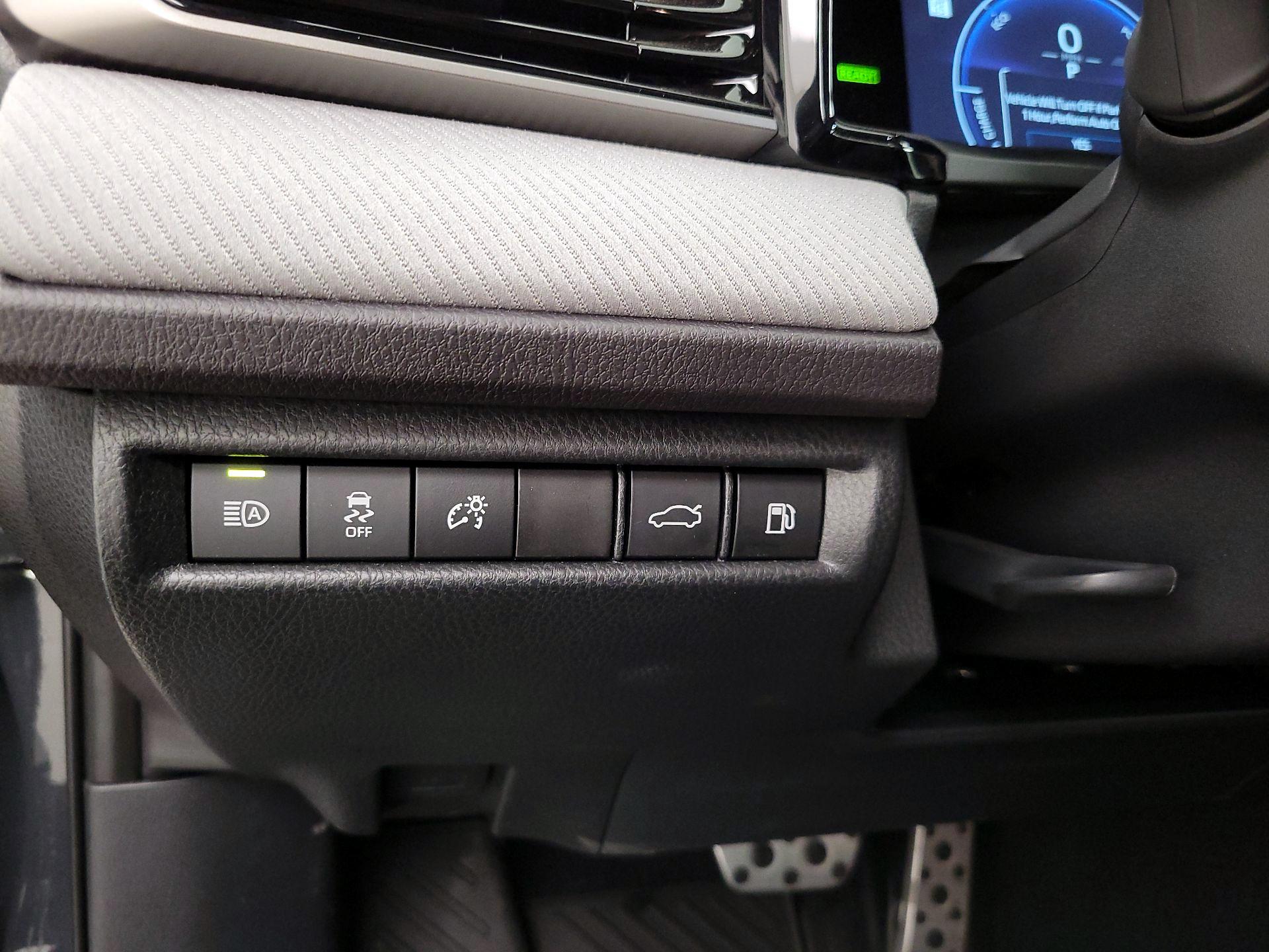 Thumbnail: 2025 Toyota Camry - 13