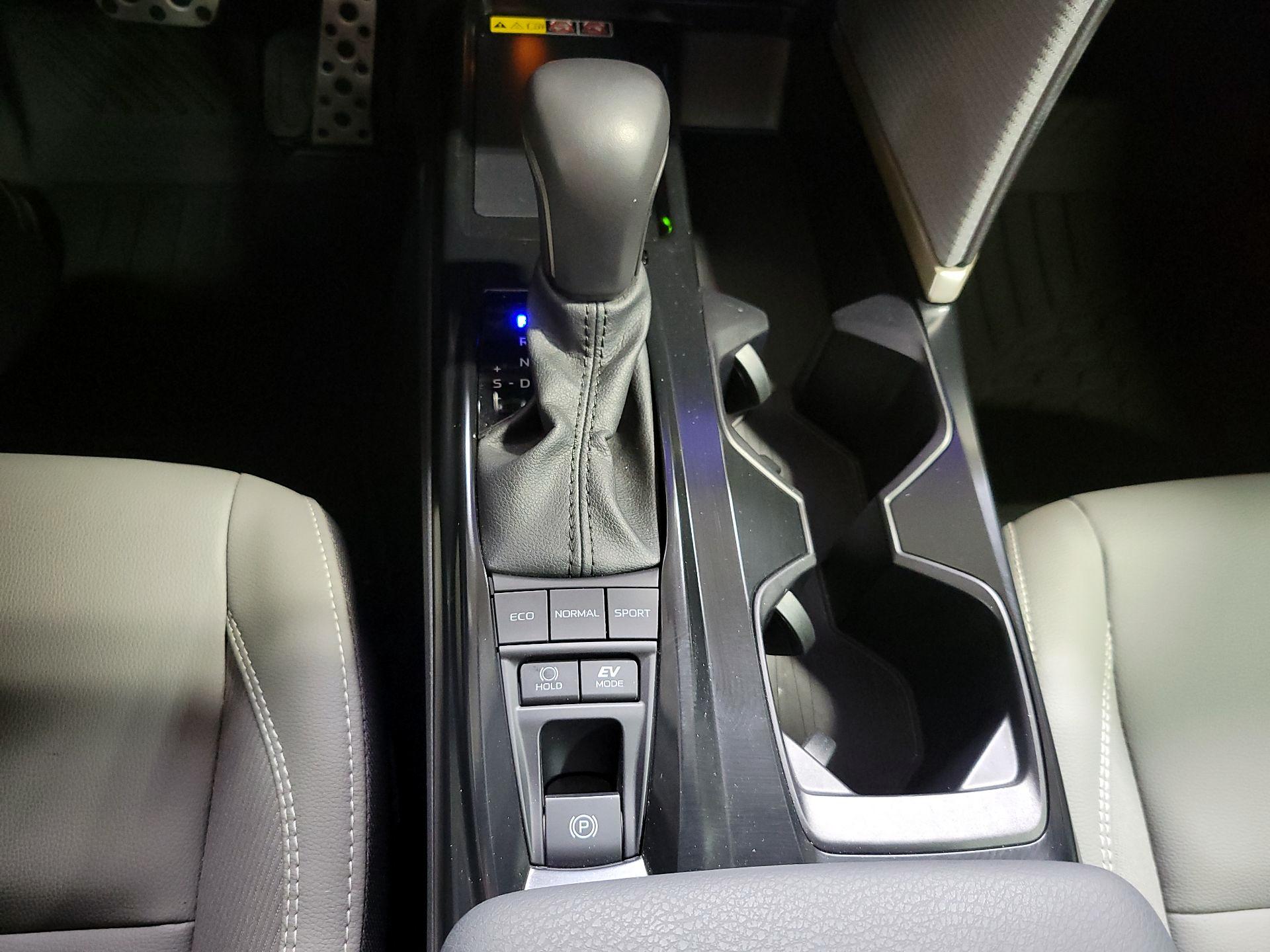 Thumbnail: 2025 Toyota Camry - 17