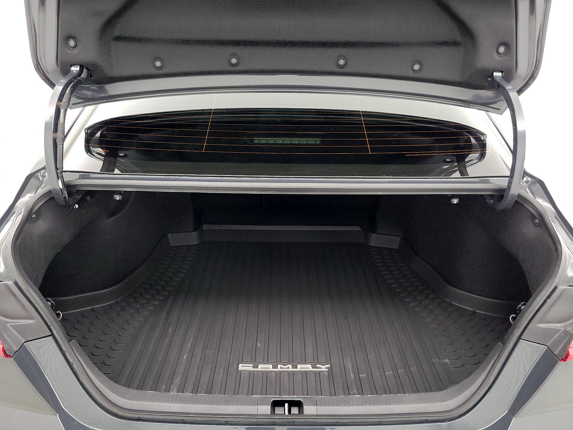 Thumbnail: 2025 Toyota Camry - 20