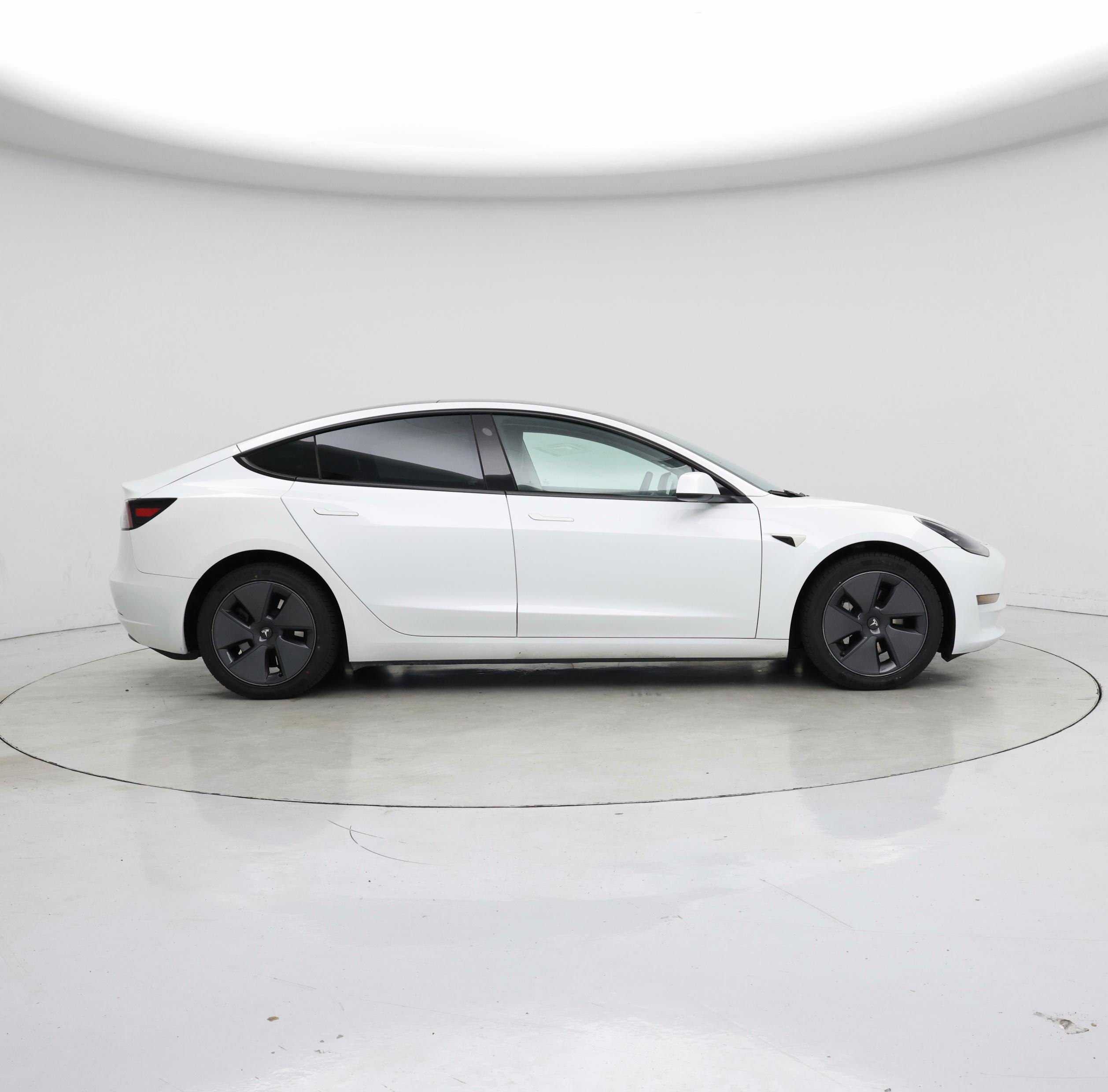 Thumbnail: 2023 Tesla Model 3 - 7