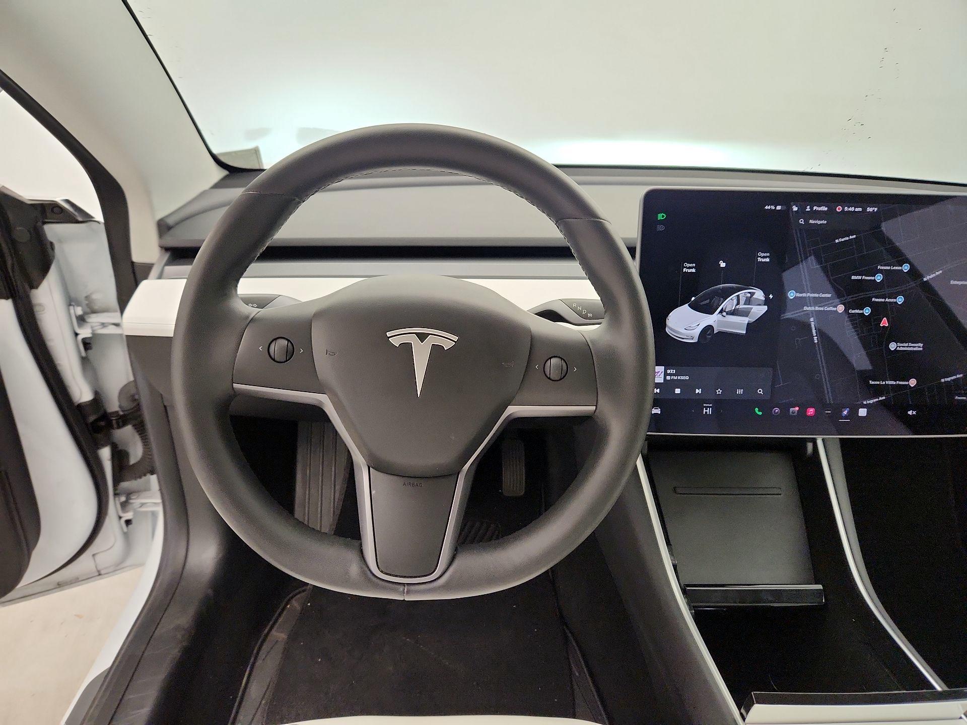 Thumbnail: 2019 Tesla Model 3 - 10