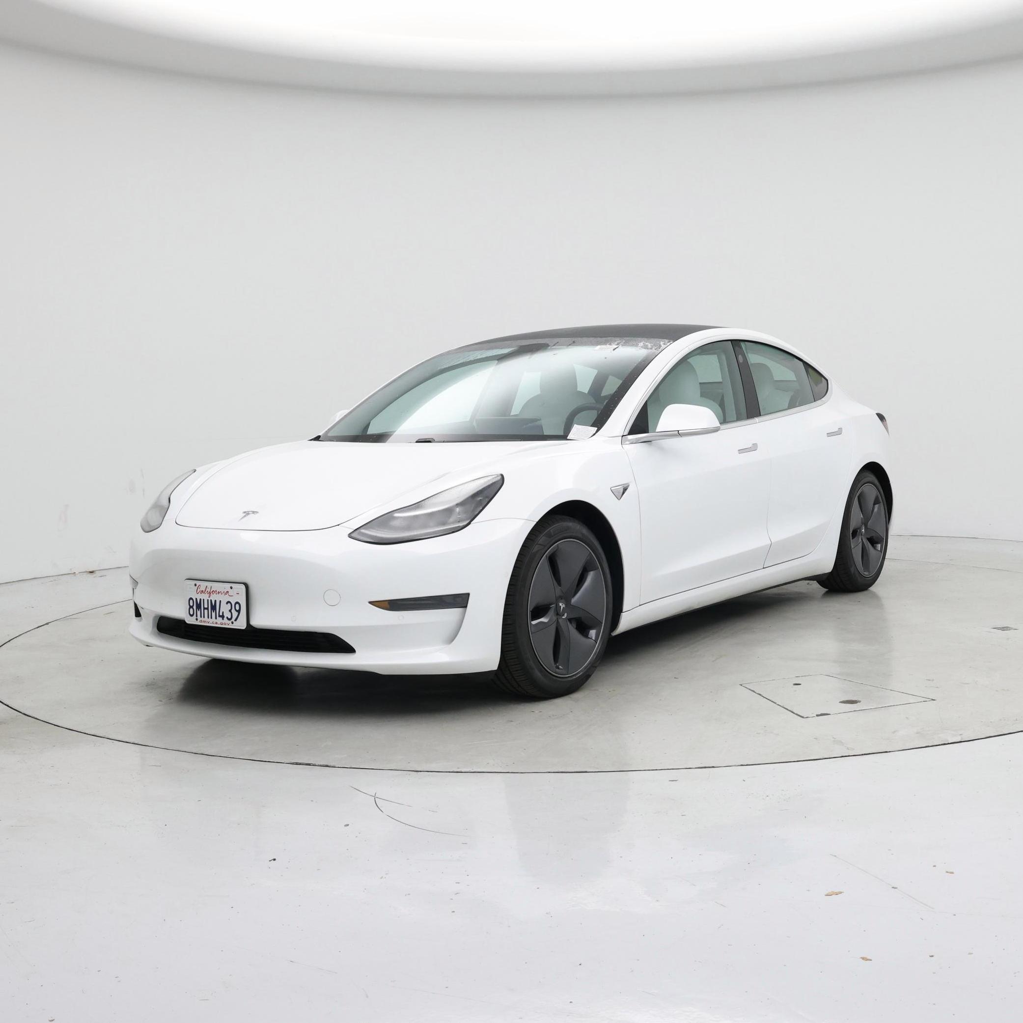 Thumbnail: 2019 Tesla Model 3 - 4