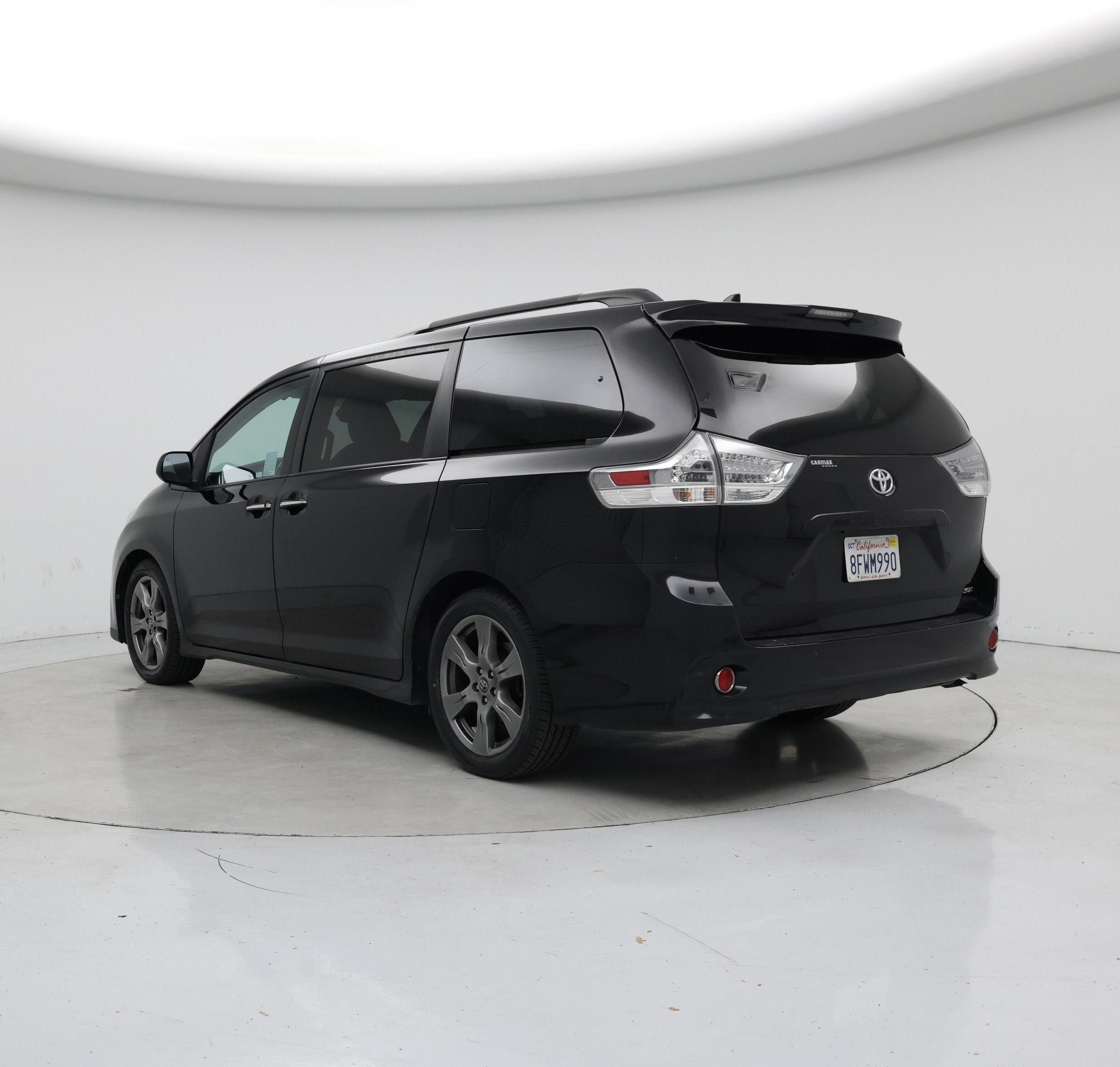 Thumbnail: 2018 Toyota Sienna - 2