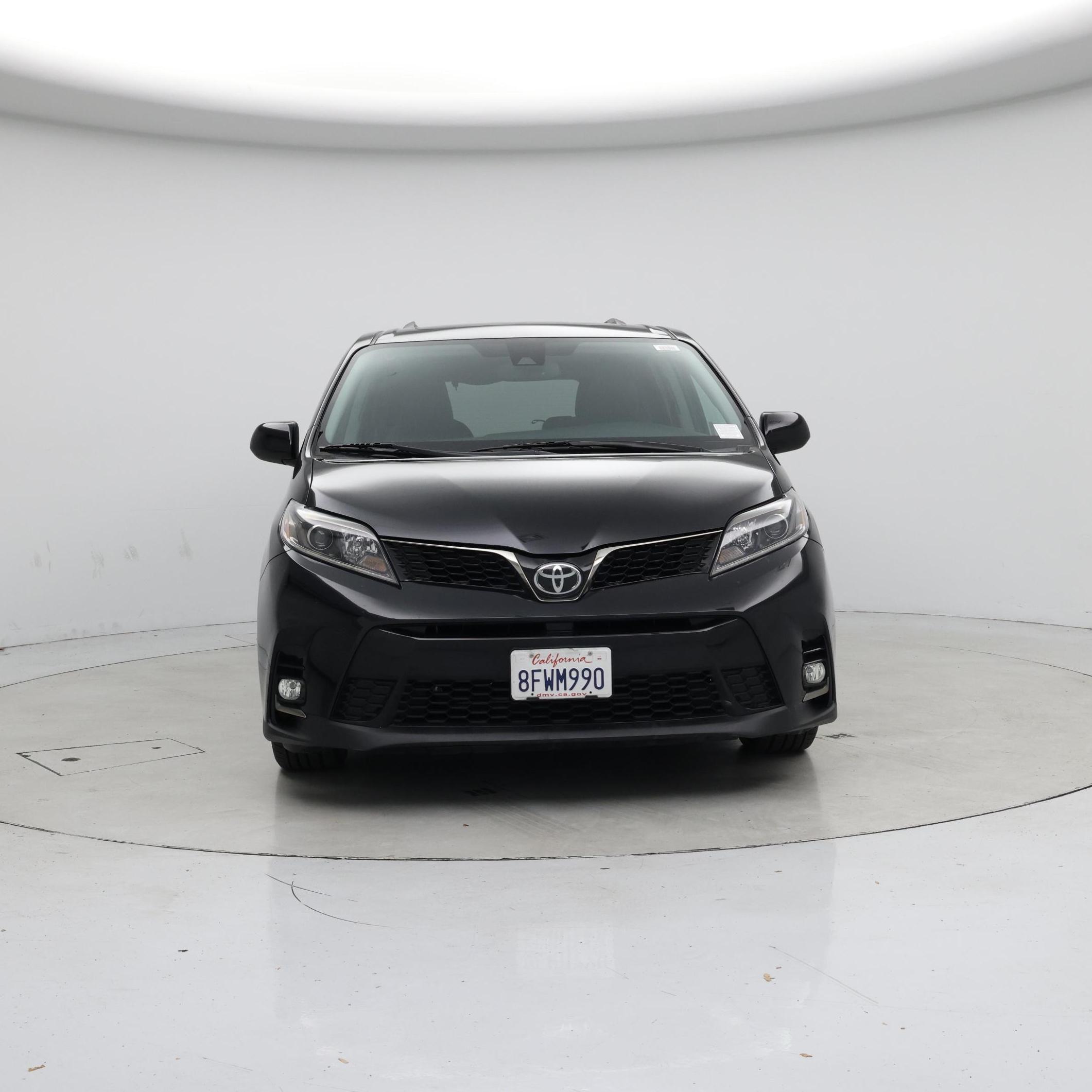Thumbnail: 2018 Toyota Sienna - 5