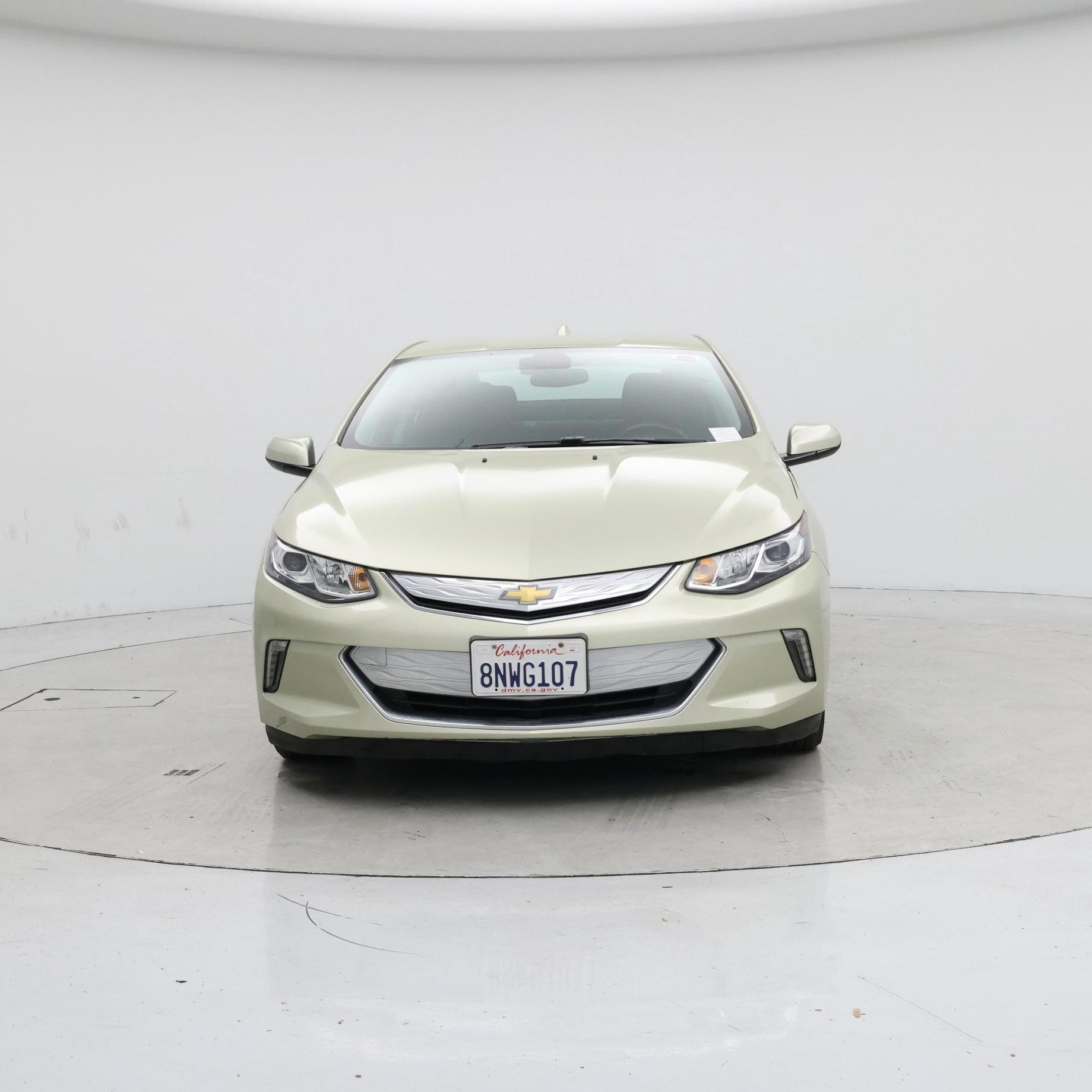 Thumbnail: 2017 Chevrolet Volt - 5