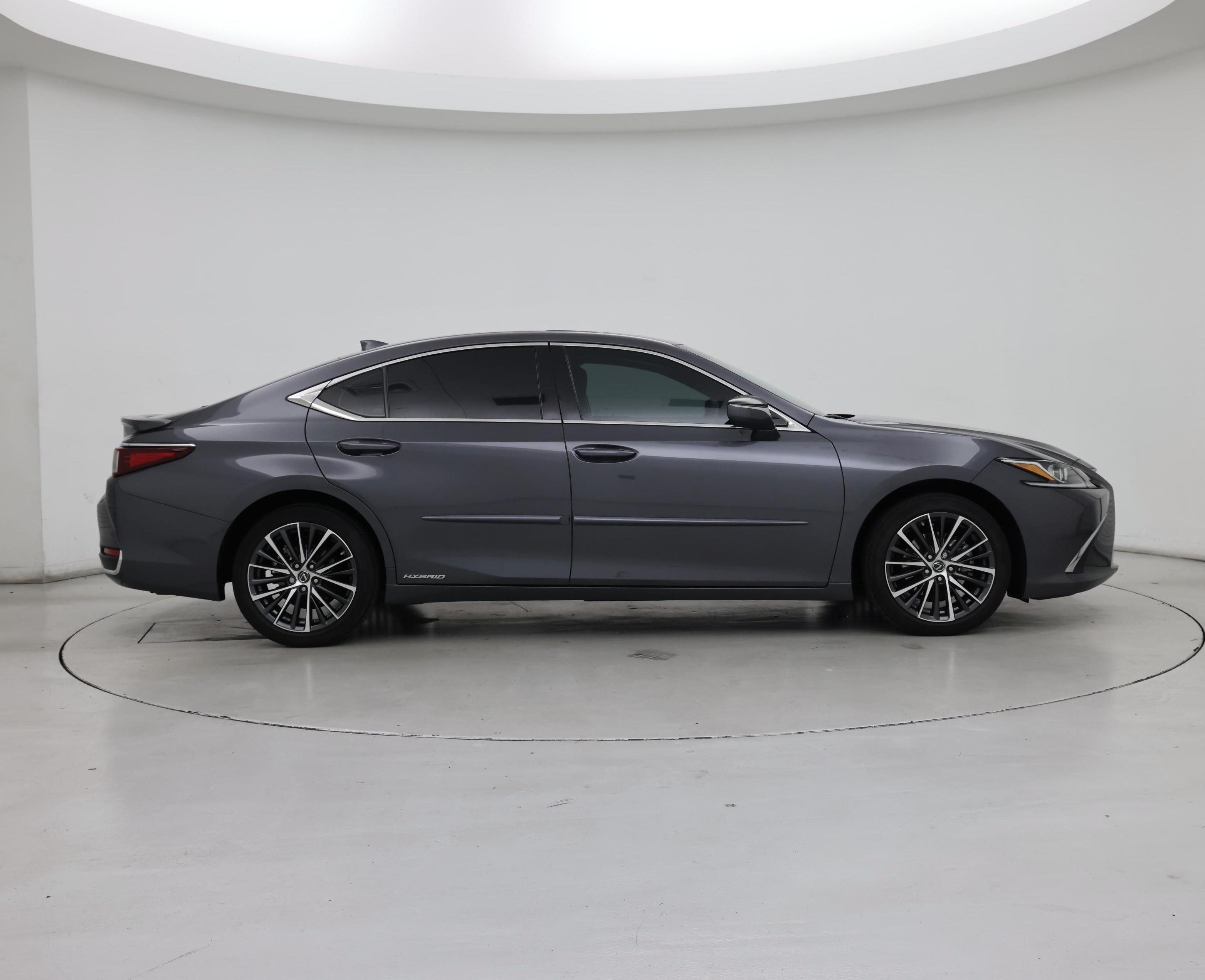 Thumbnail: 2022 Lexus ES - 7