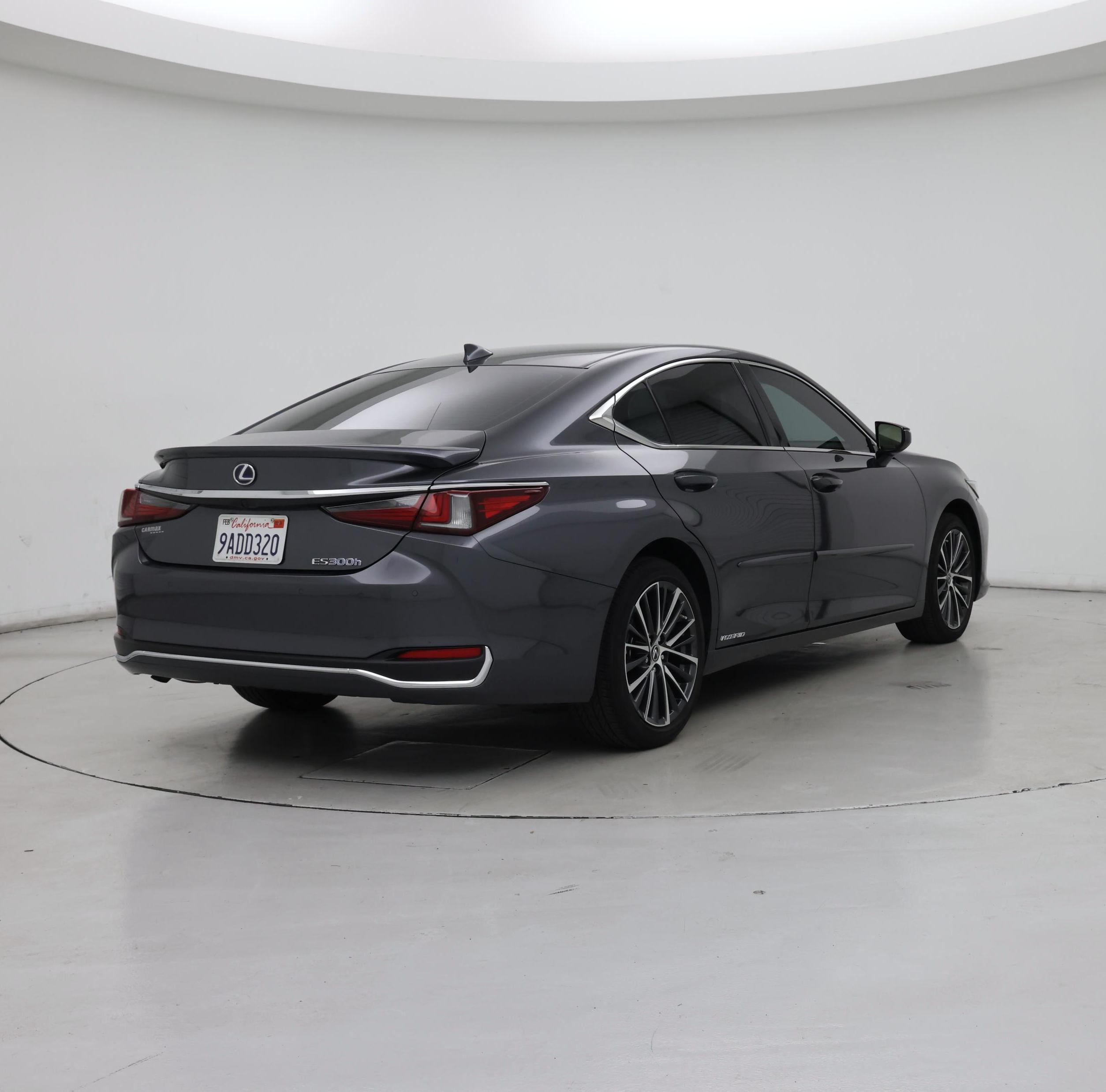 Thumbnail: 2022 Lexus ES - 8