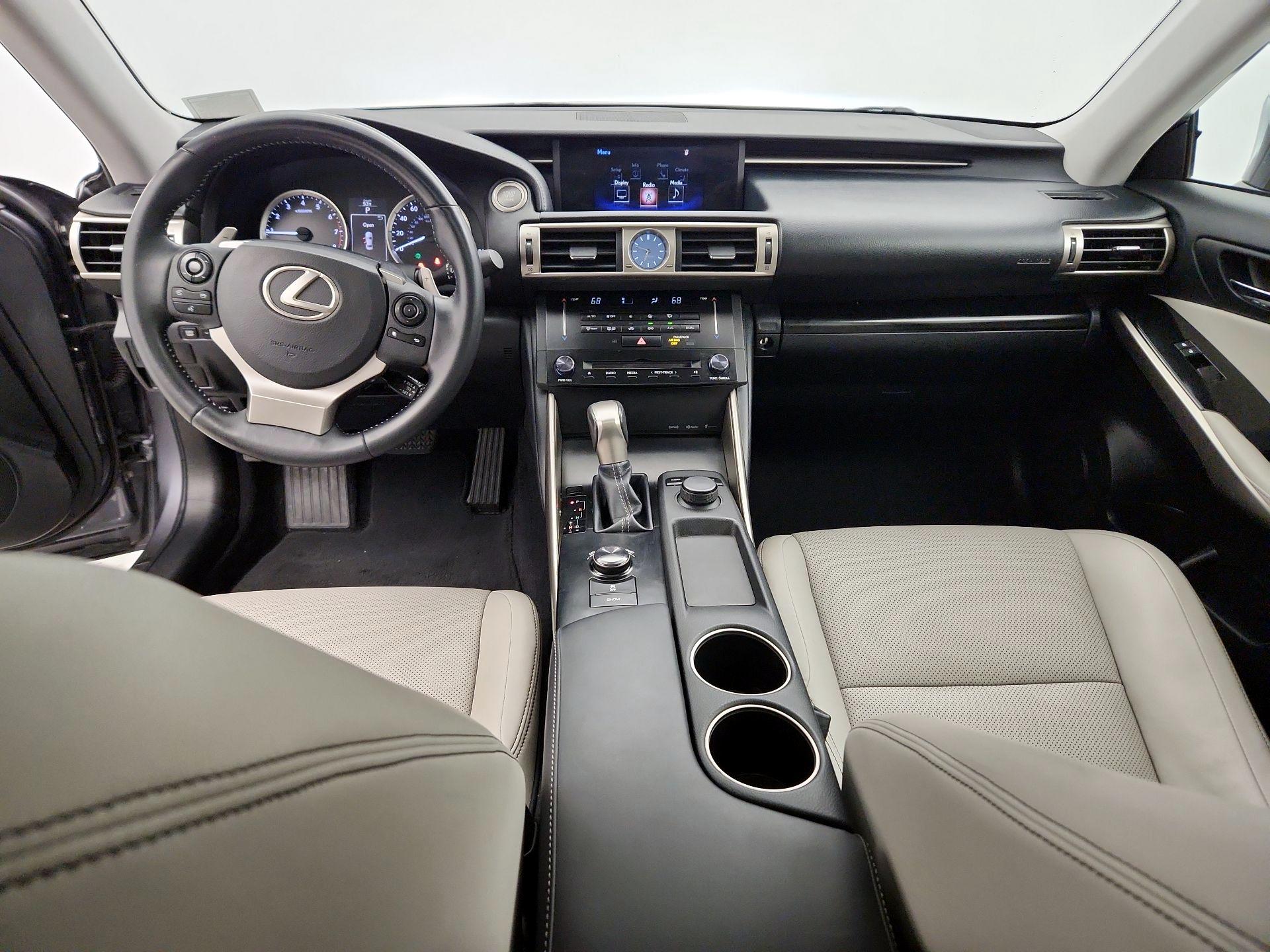 Thumbnail: 2014 Lexus IS - 9